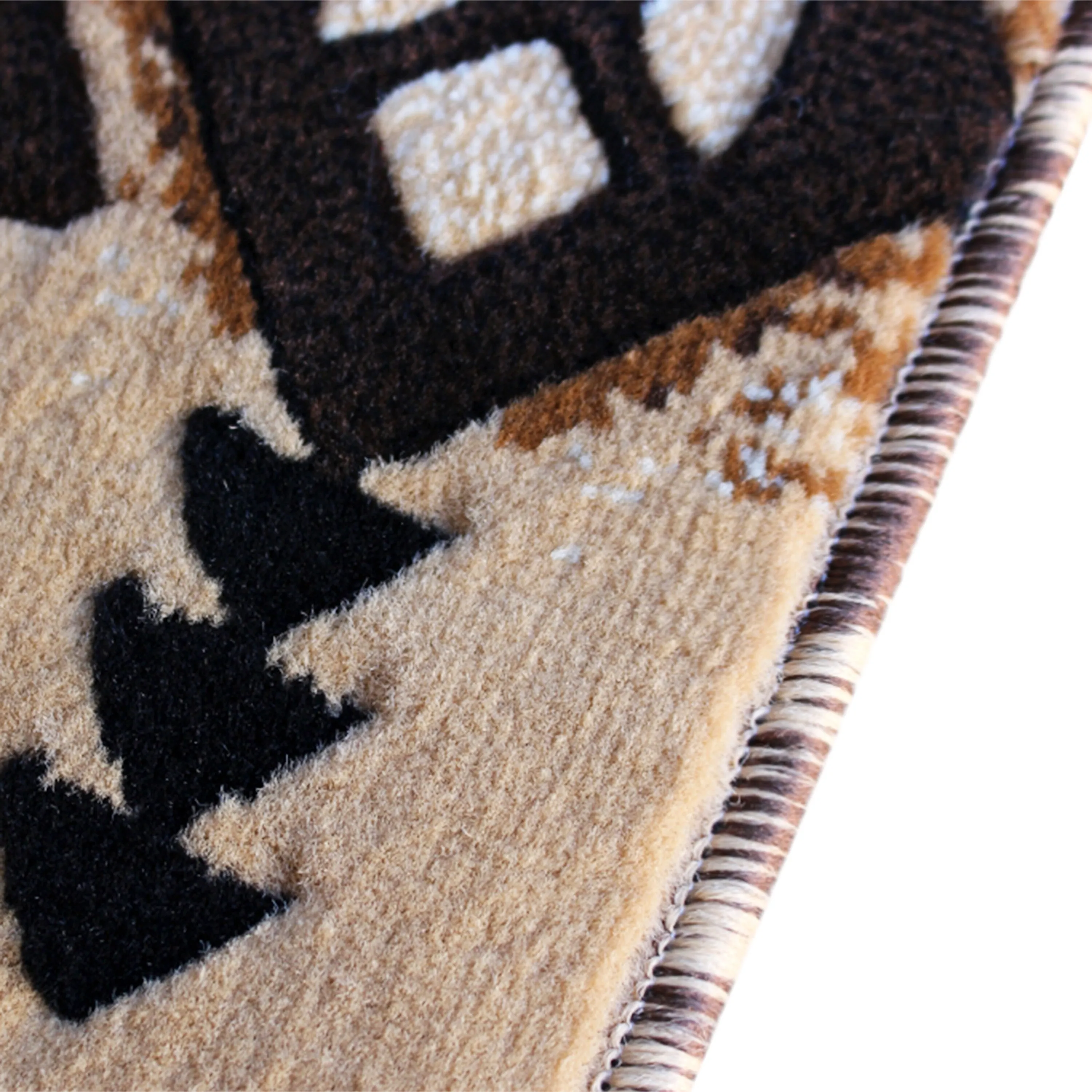 Traditional Southwestern Style Olefin Fiber Geometric Area Rug