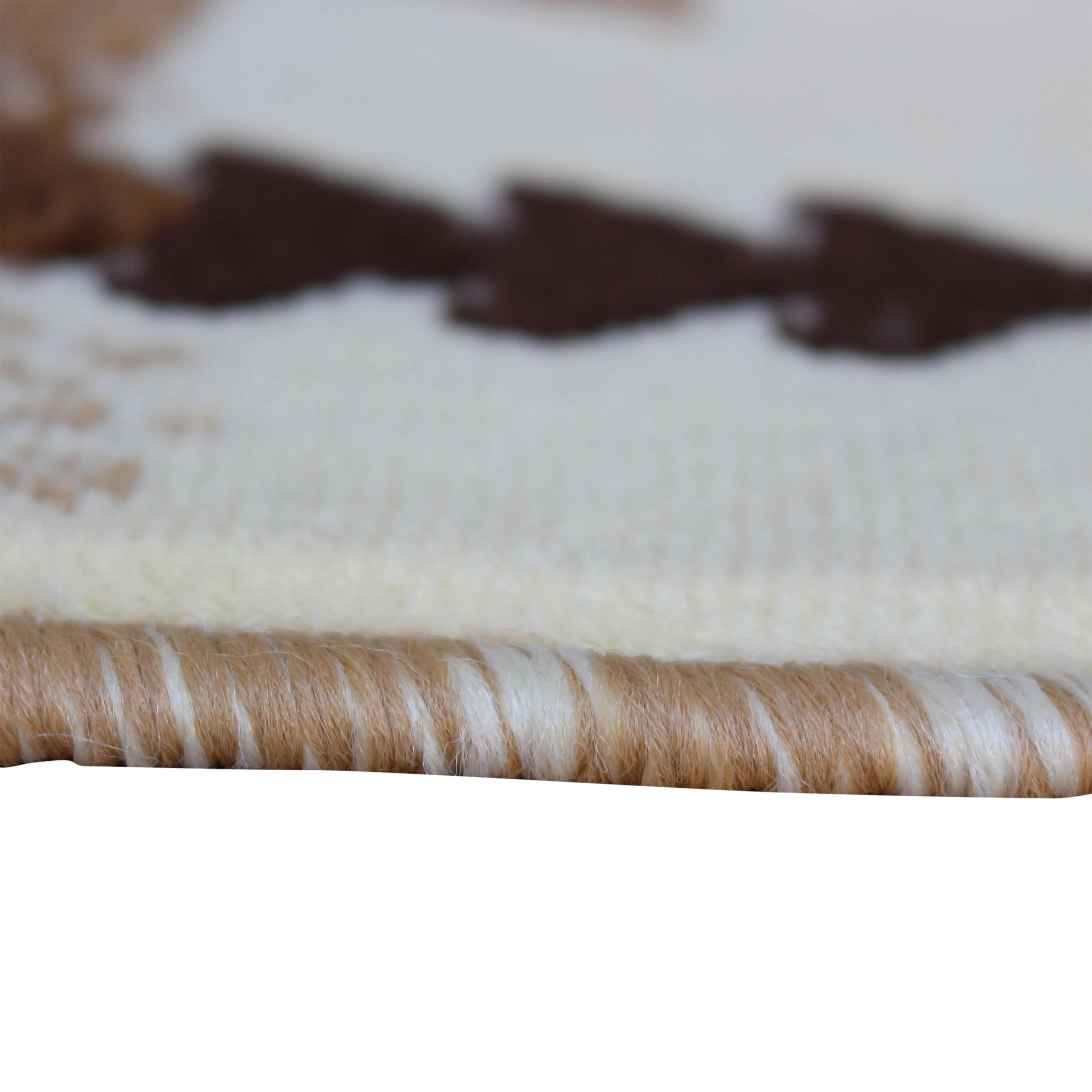 Traditional Southwestern Style Olefin Fiber Geometric Area Rug