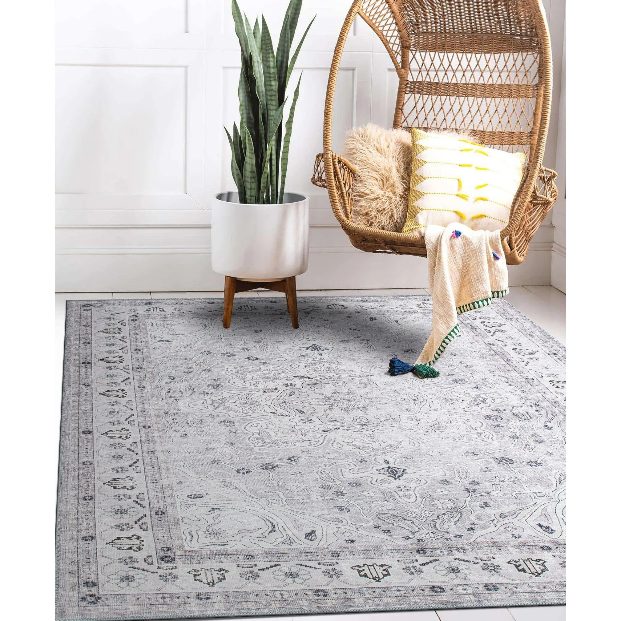 Transitional Medallion Machine Washable Area Rug