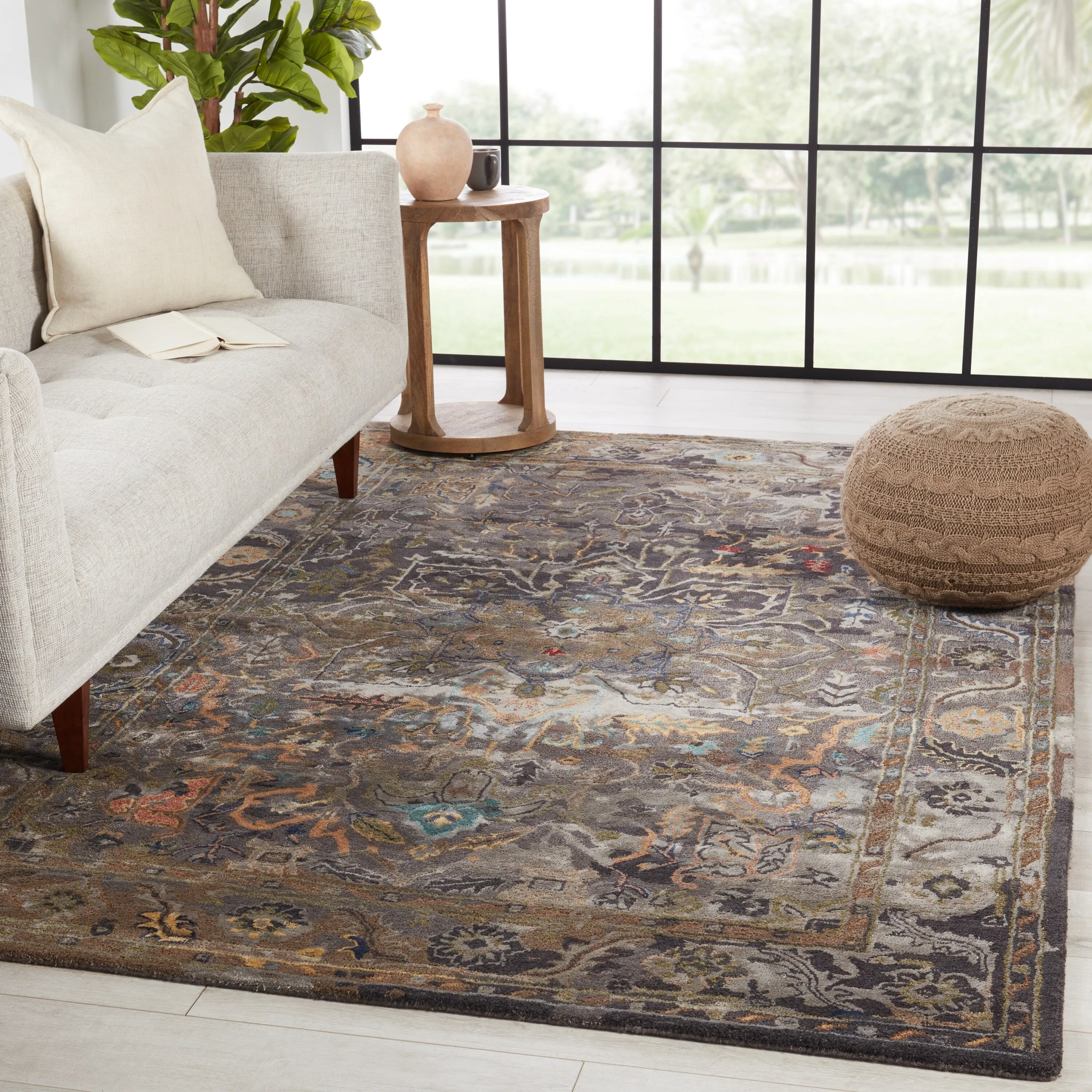 Veda Handmade Medallion Area Rug