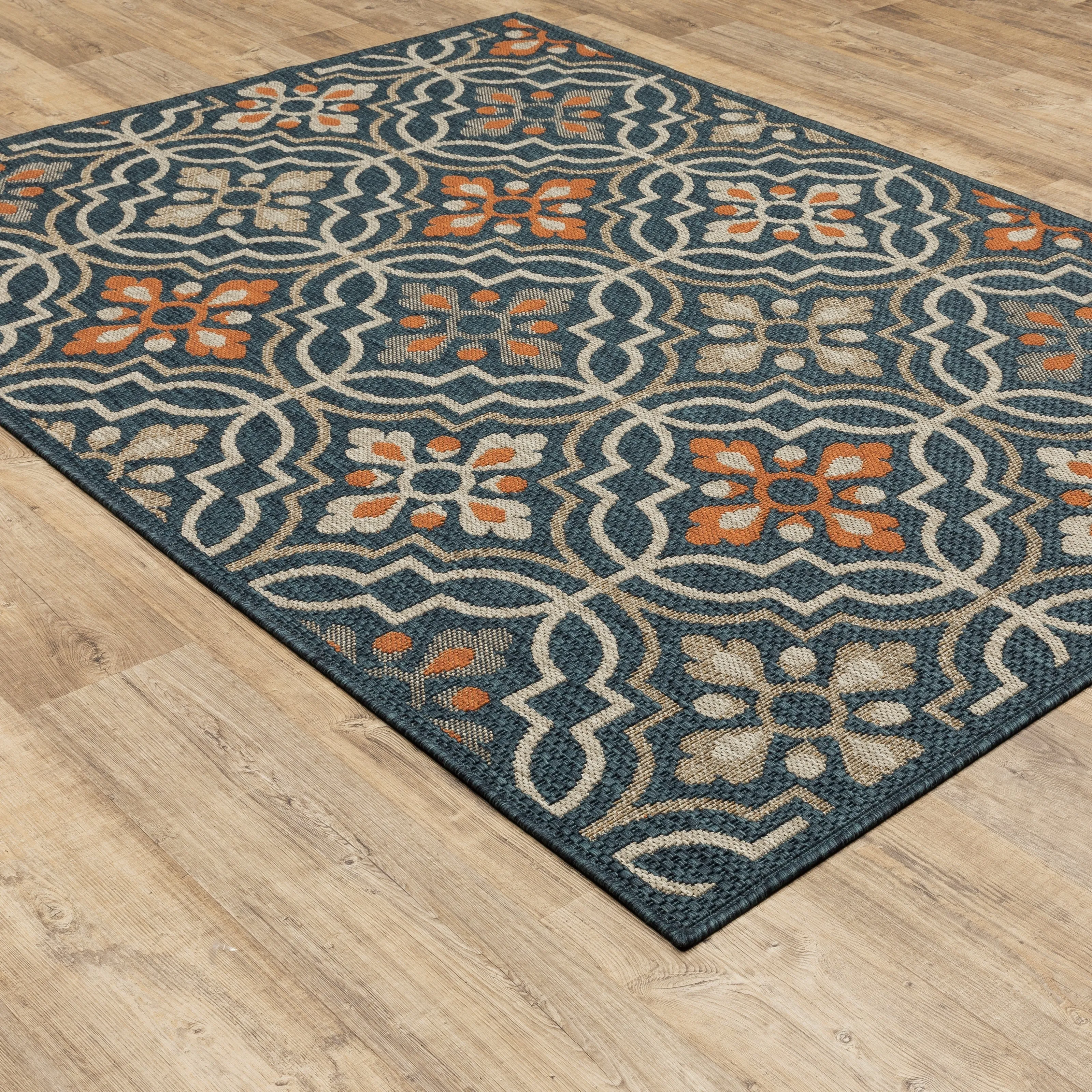 Vista Home Higgins Quatrefoil Panel Indoor/ Outdoor Area Rug by Havenside Home