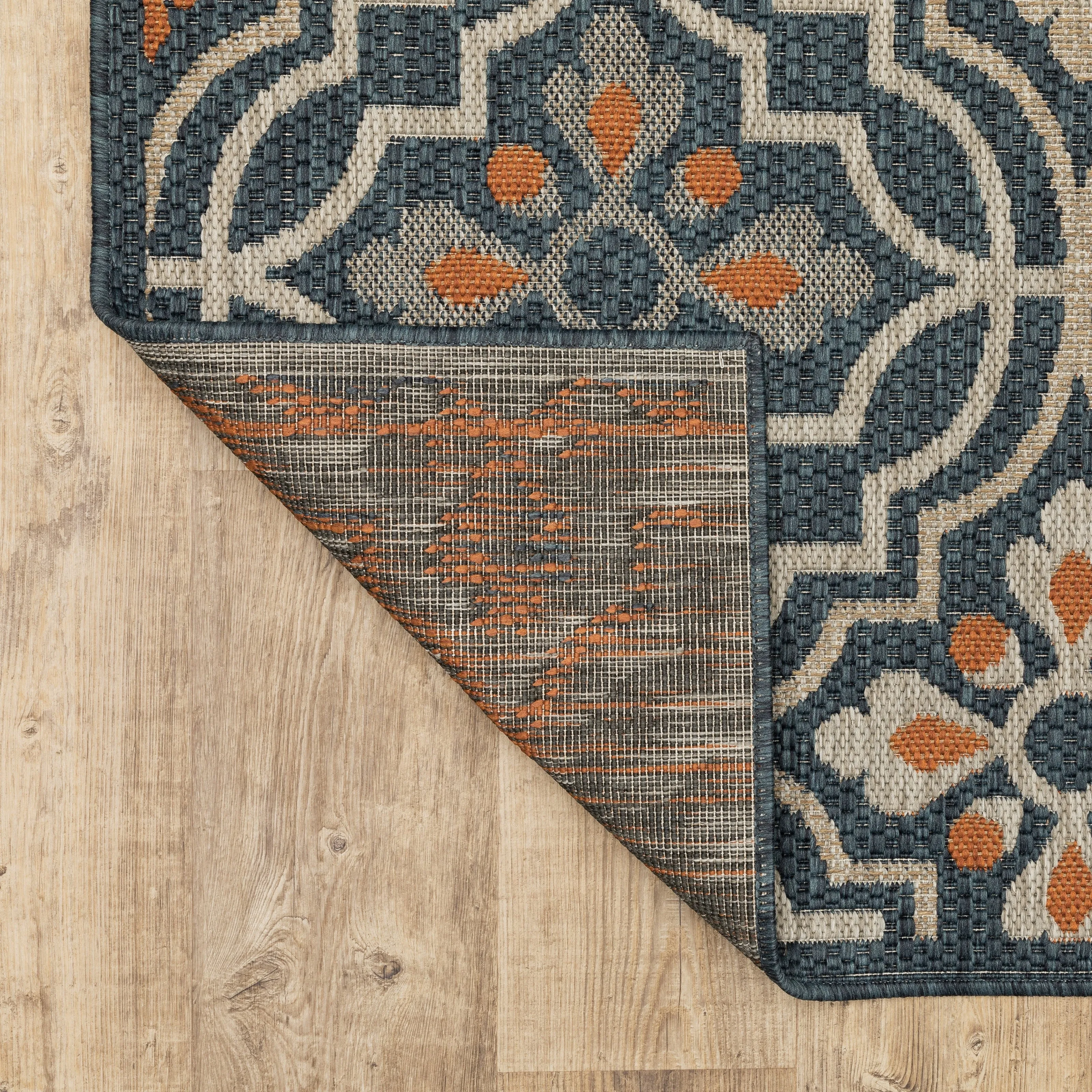 Vista Home Higgins Quatrefoil Panel Indoor/ Outdoor Area Rug by Havenside Home