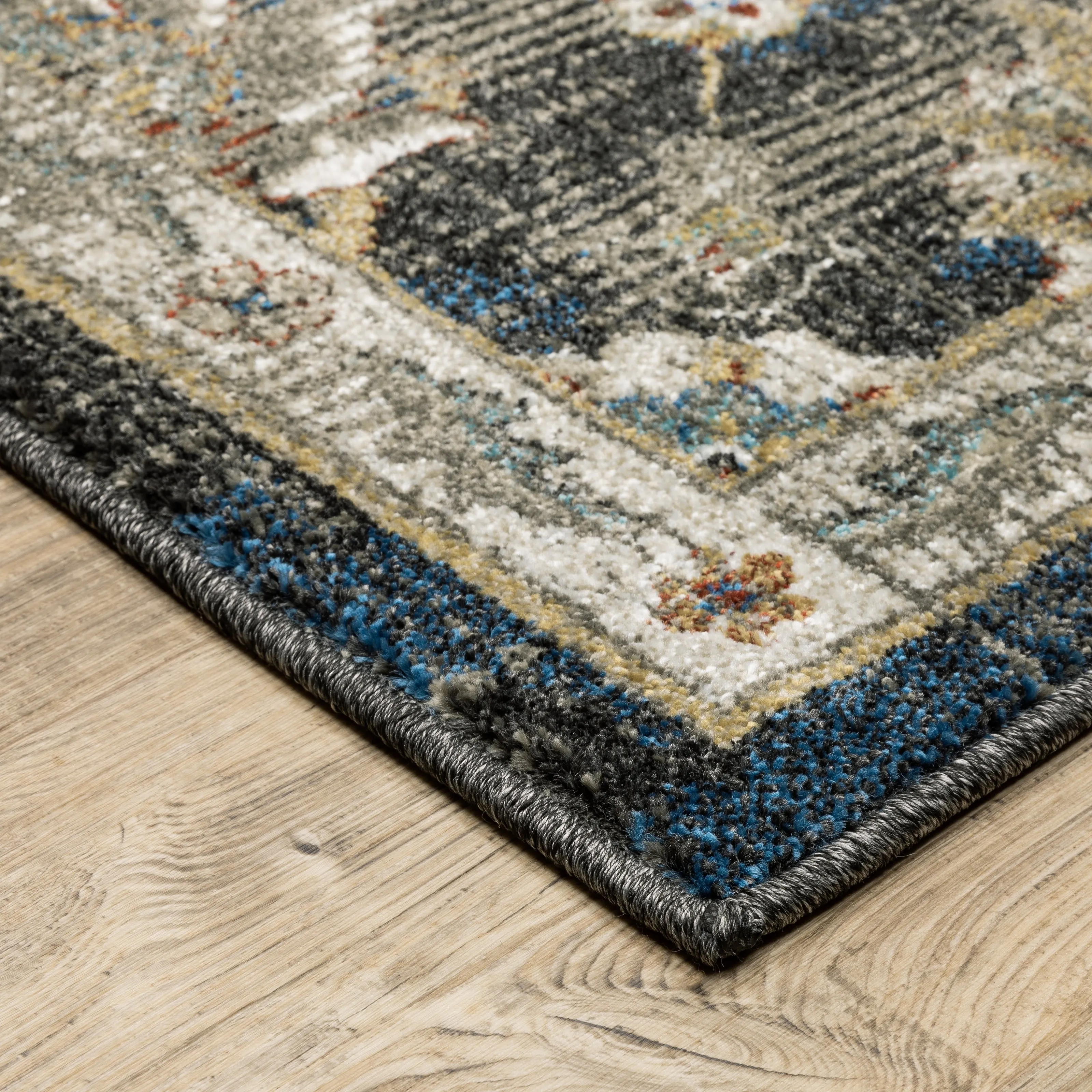 Vista Home Vance Vintage Traditional Area Rug