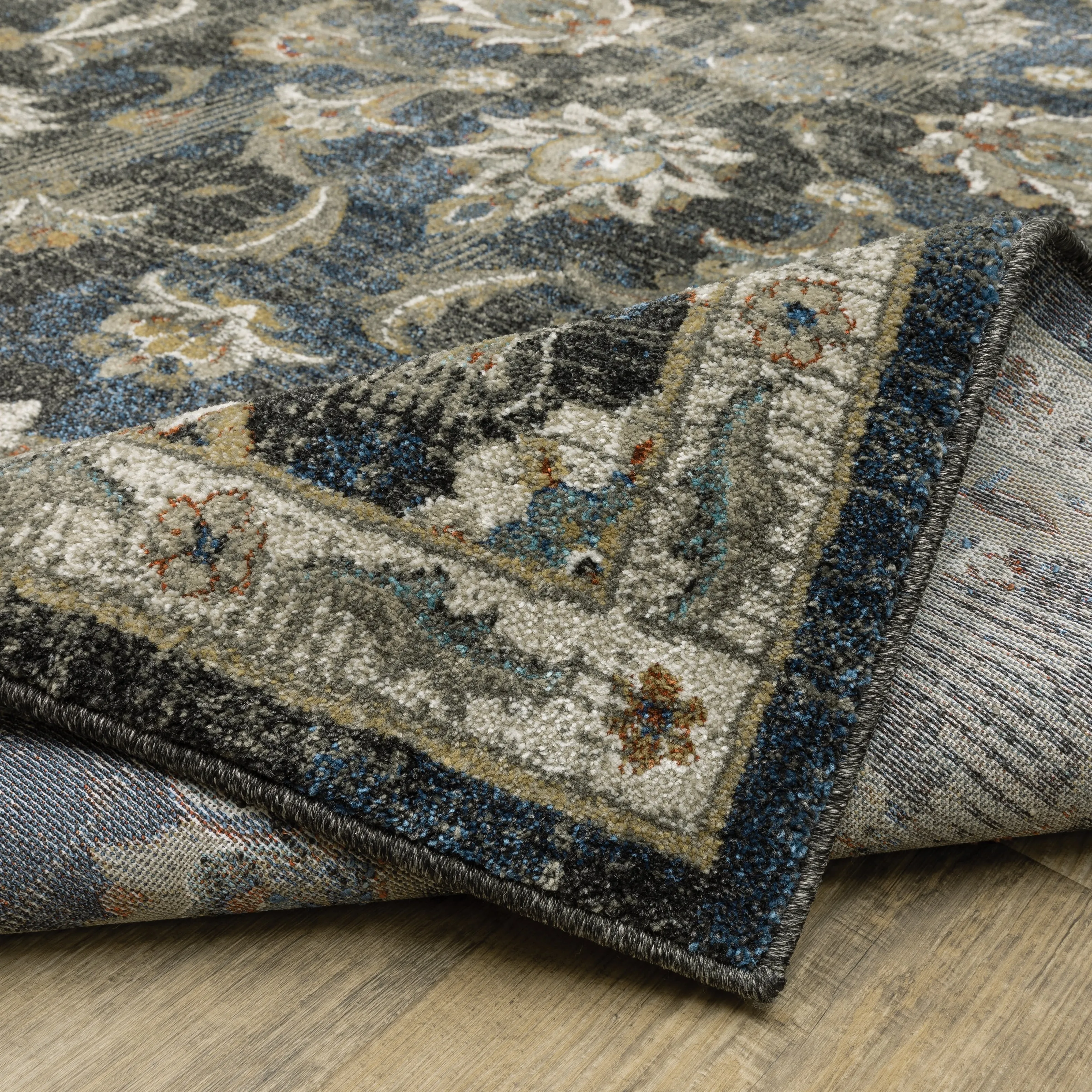 Vista Home Vance Vintage Traditional Area Rug