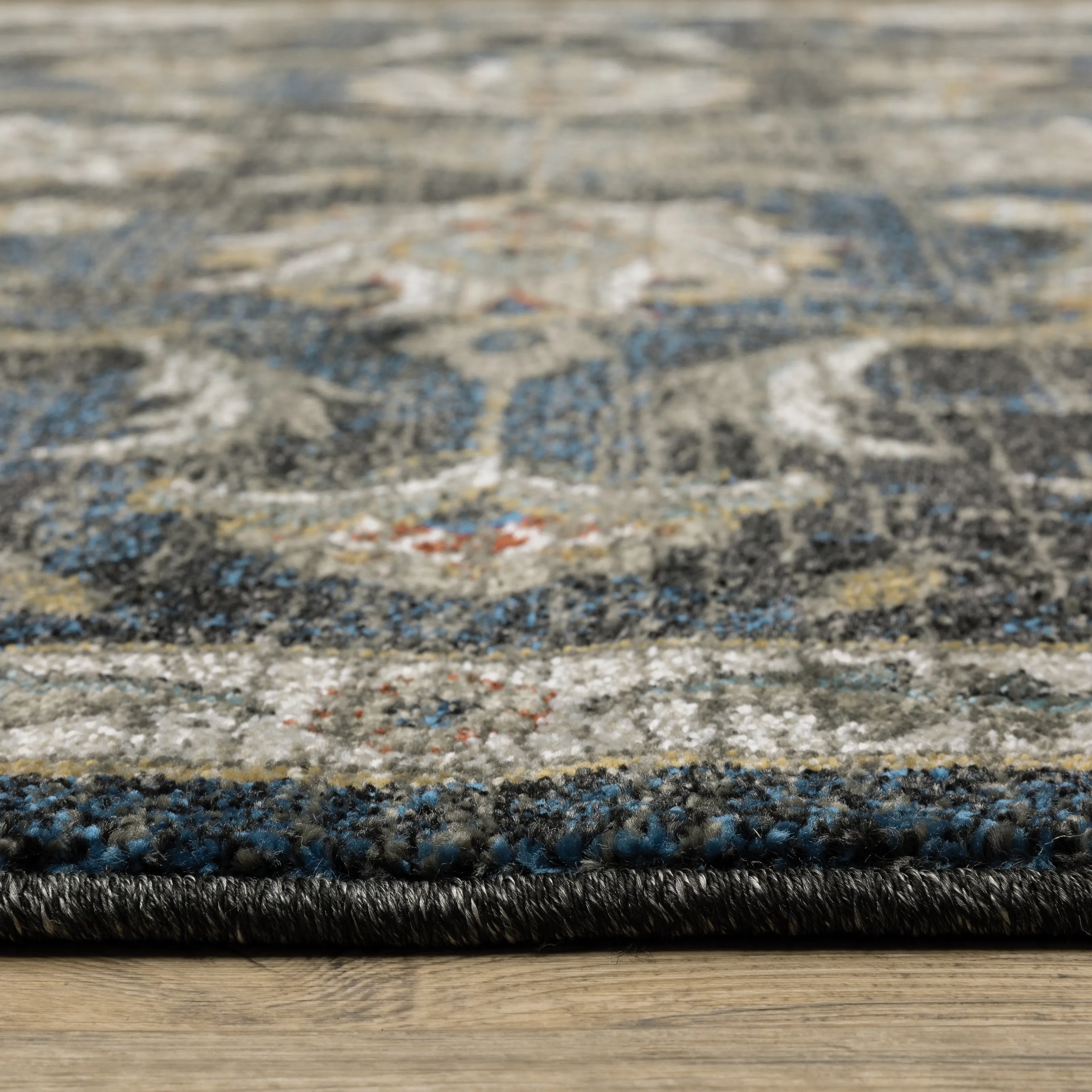 Vista Home Vance Vintage Traditional Area Rug