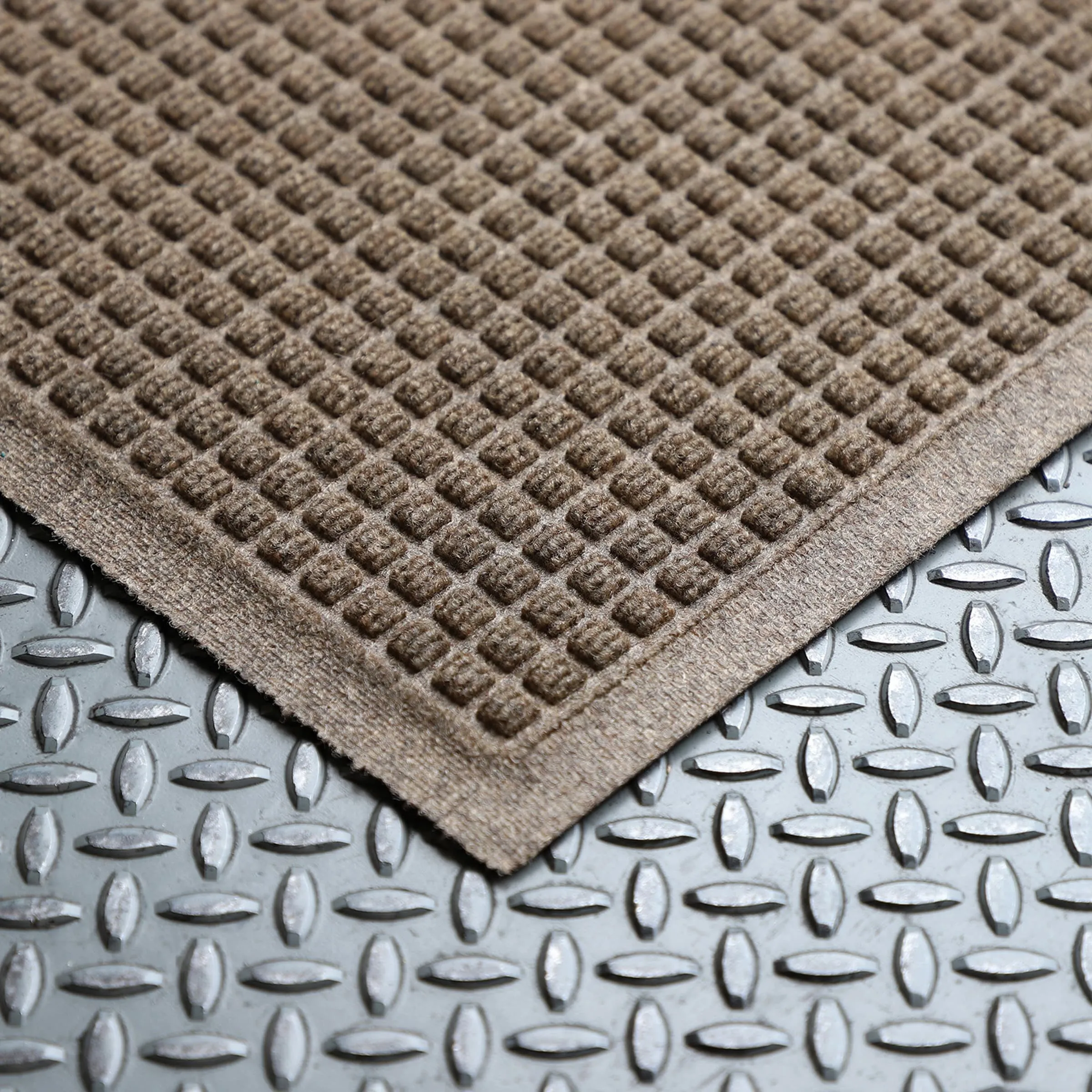 WaterHog Squares 24x39 Half Round Indoor Outdoor Door Mat