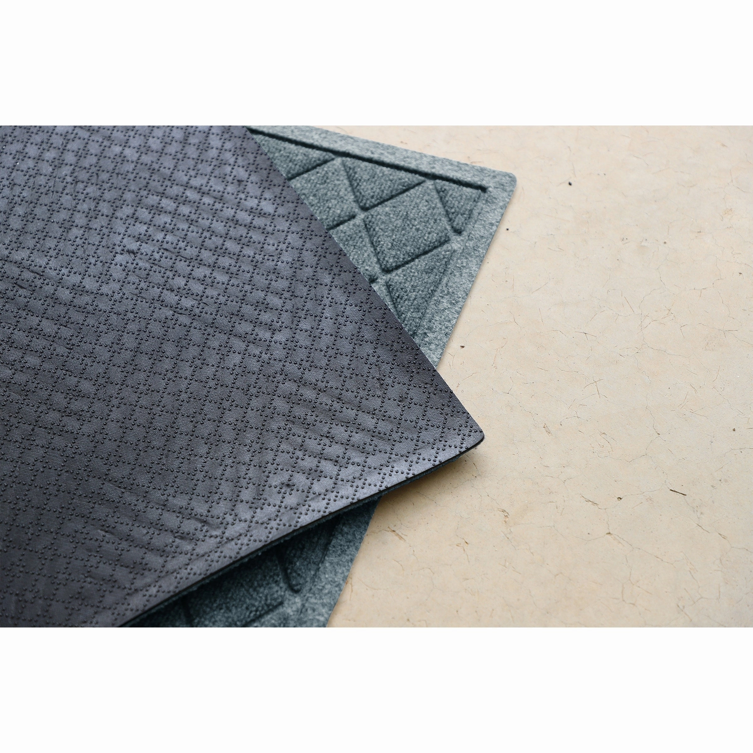 WaterHog Argyle 23 in. x 35 in. Door Mat