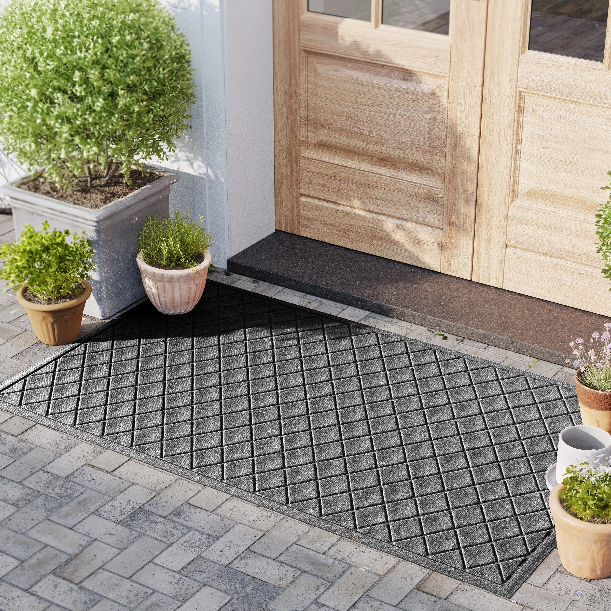 WaterHog Argyle 23 in. x 35 in. Door Mat