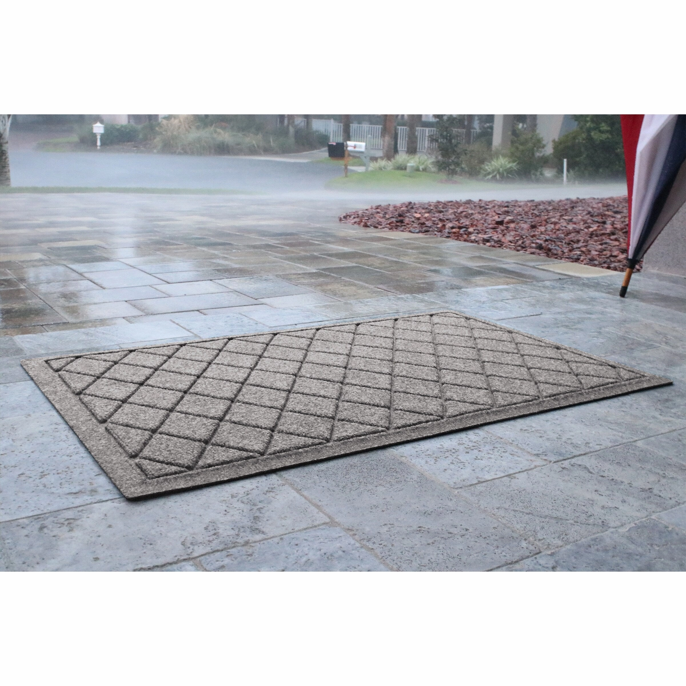 WaterHog Argyle 23 in. x 35 in. Door Mat