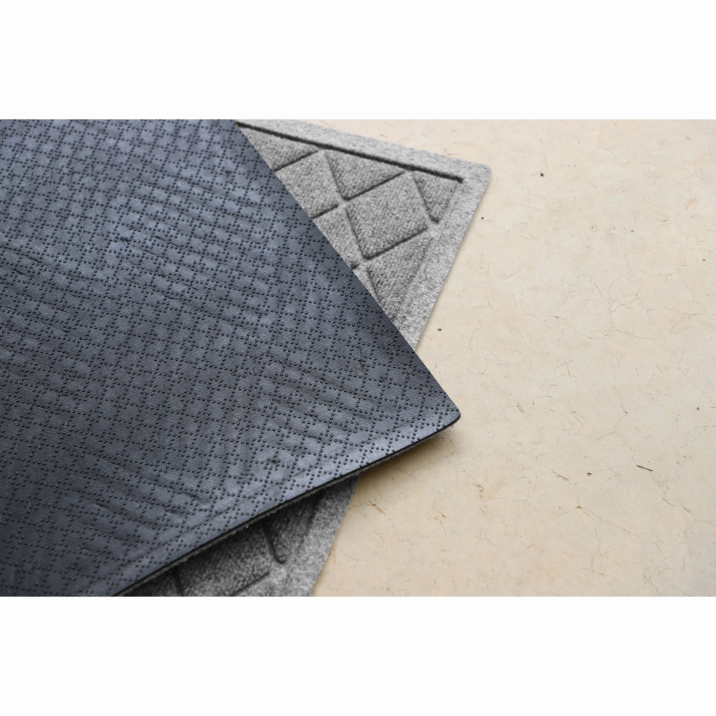 WaterHog Argyle 23 in. x 35 in. Door Mat