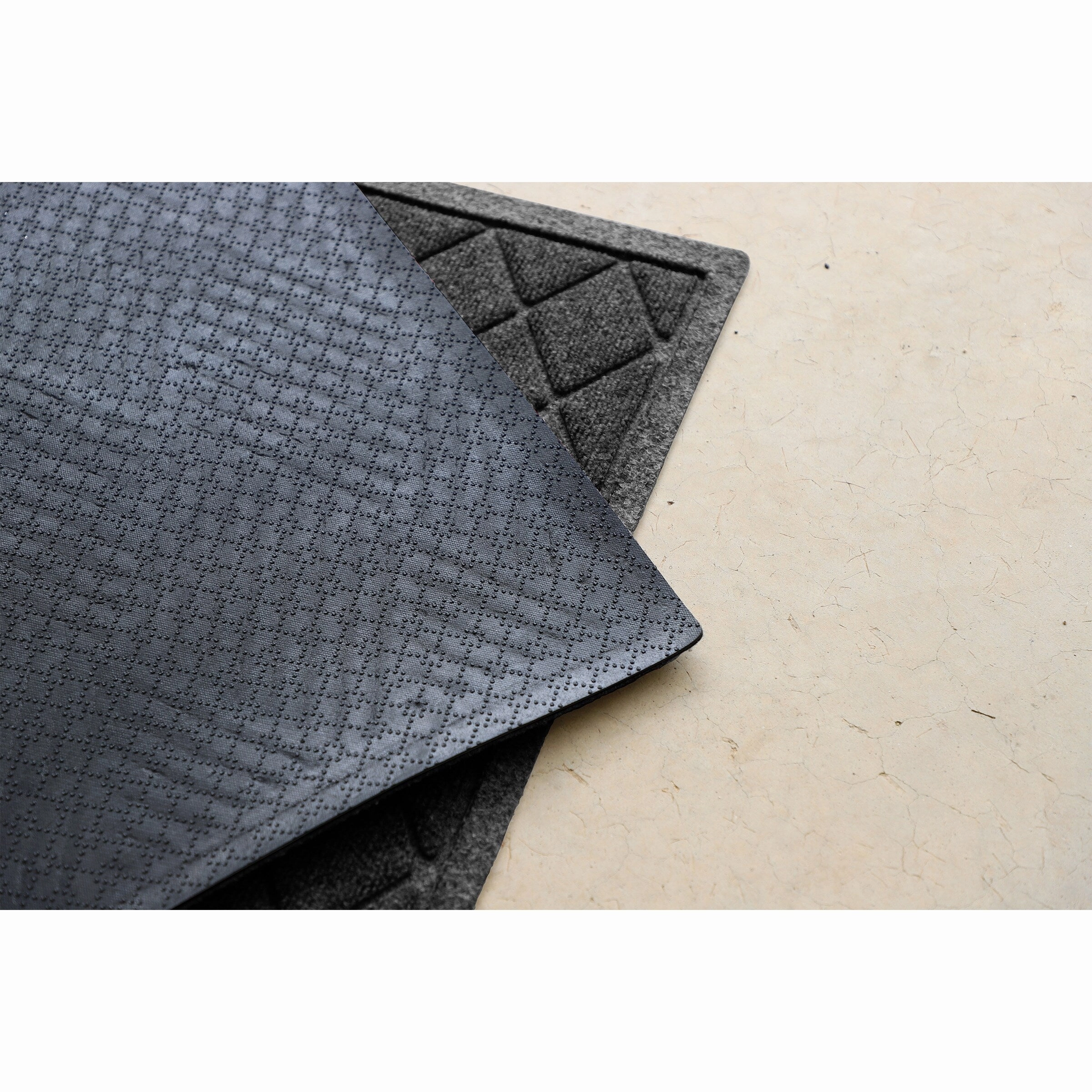 WaterHog Argyle 23 in. x 35 in. Door Mat