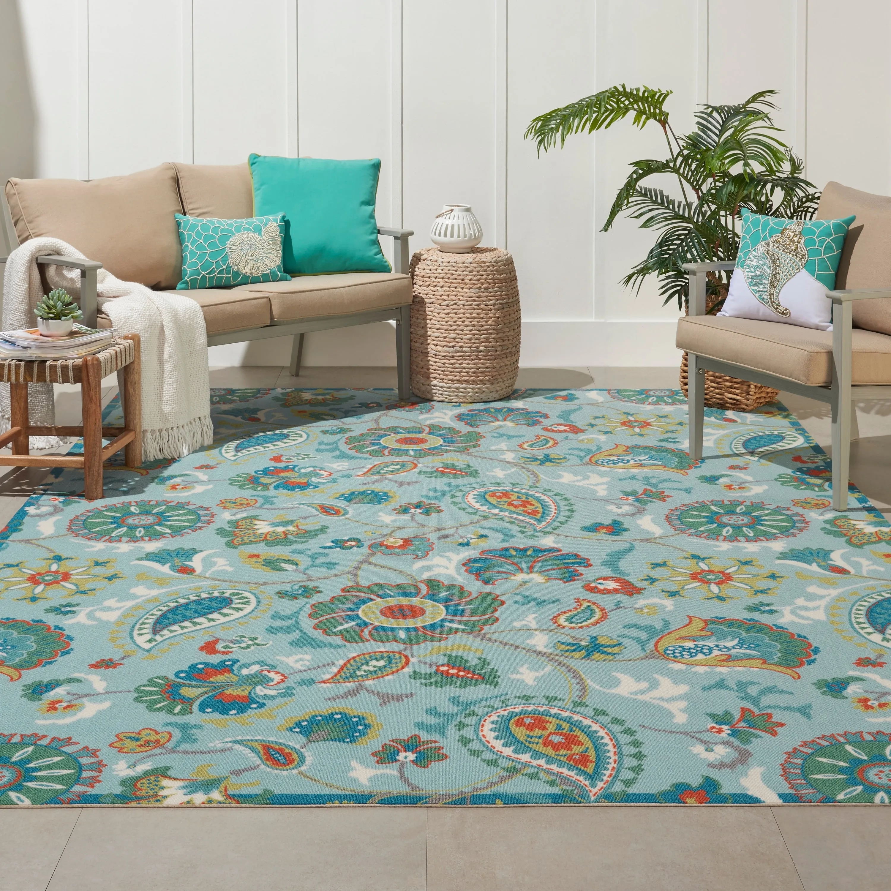 Waverly Sun N' Shade Paisley Indoor/ Outdoor Area Rug