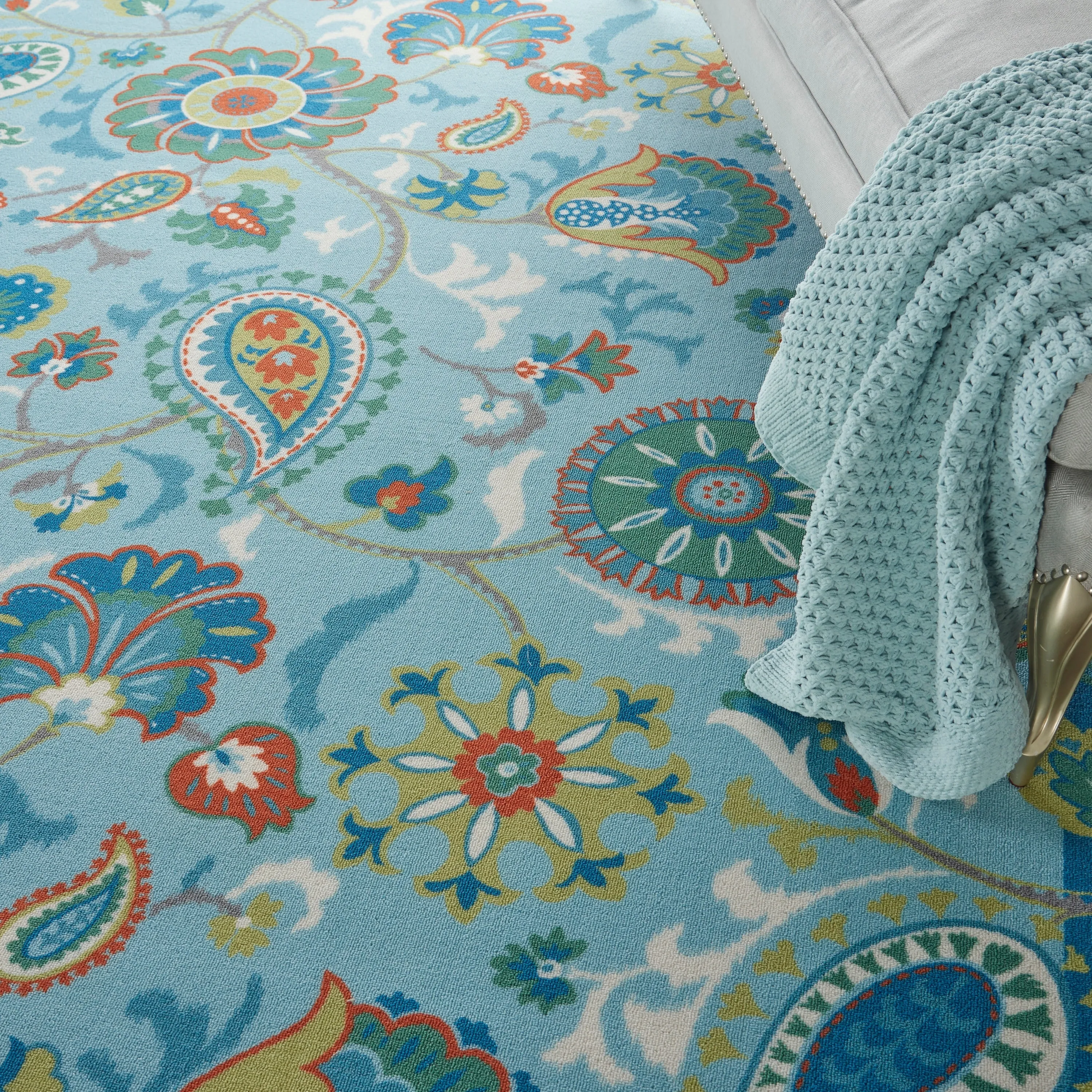 Waverly Sun N' Shade Paisley Indoor/ Outdoor Area Rug