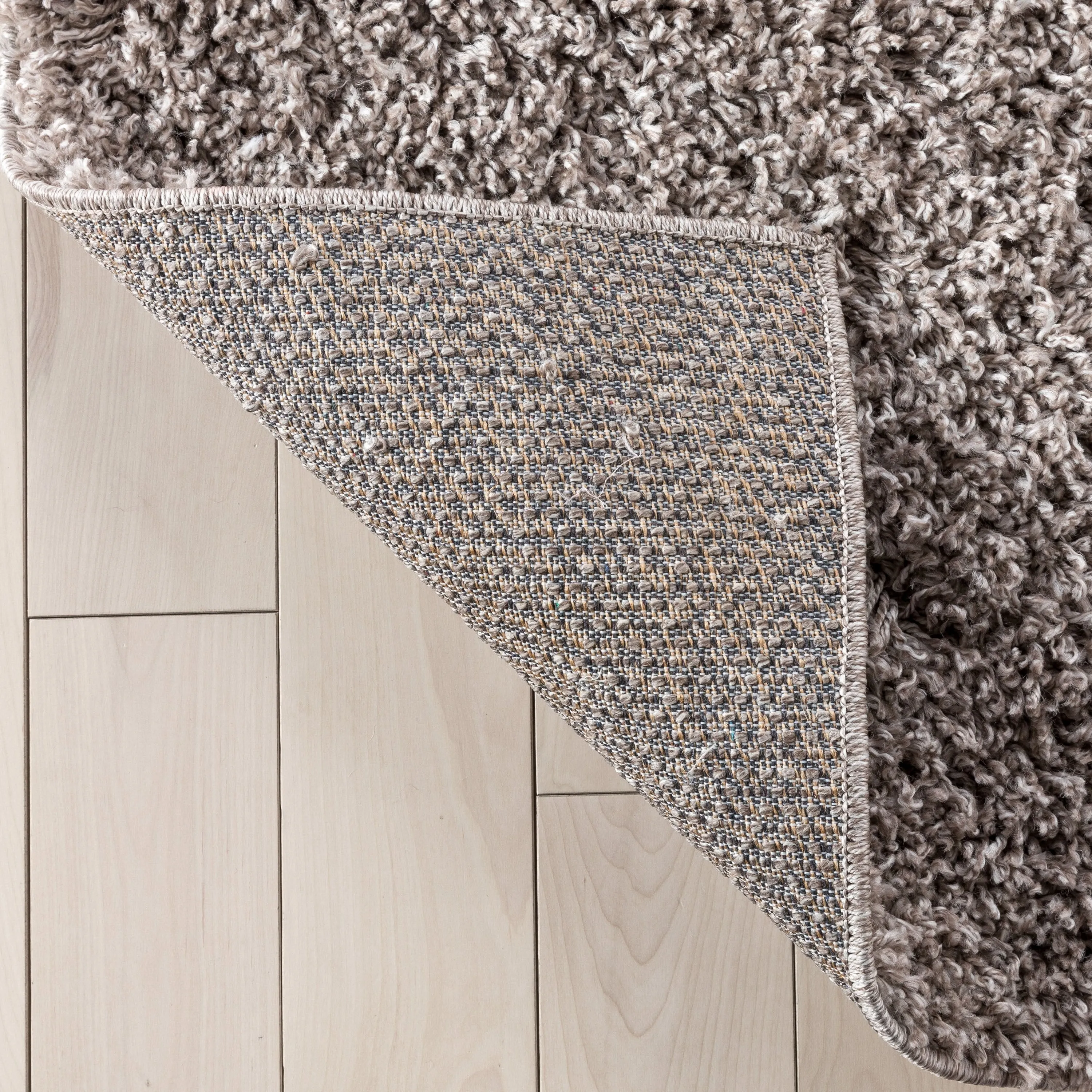 Well Woven Elle Basics Emerson Shag Area Rug