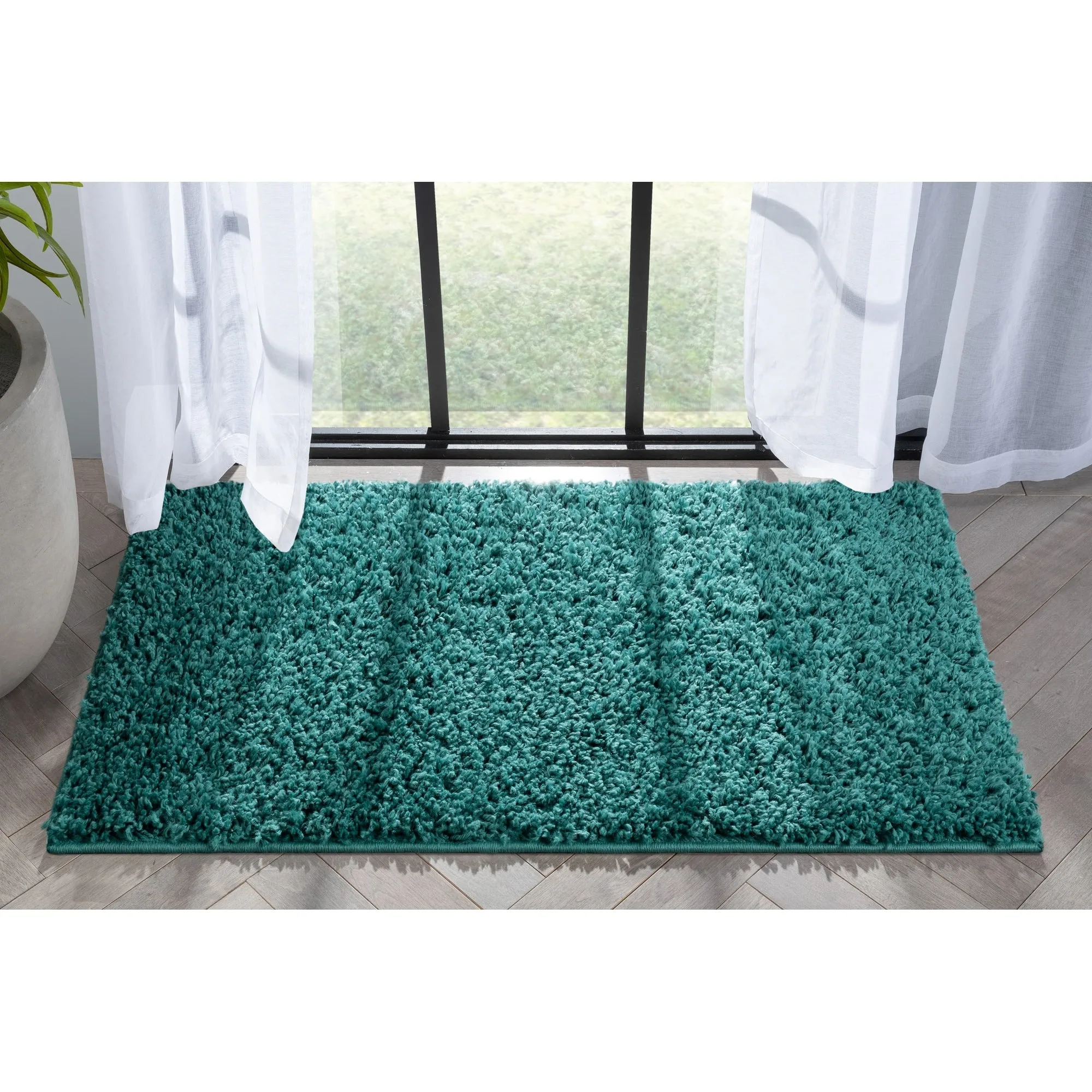 Well Woven Elle Basics Emerson Shag Area Rug