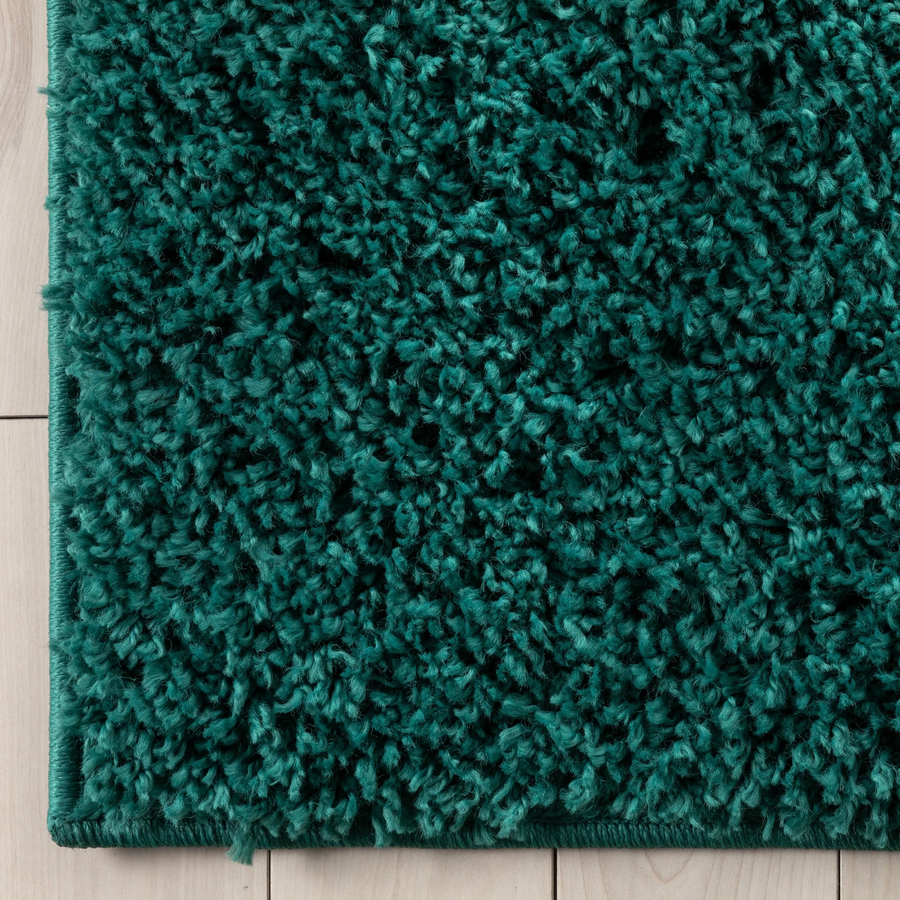 Well Woven Elle Basics Emerson Shag Area Rug