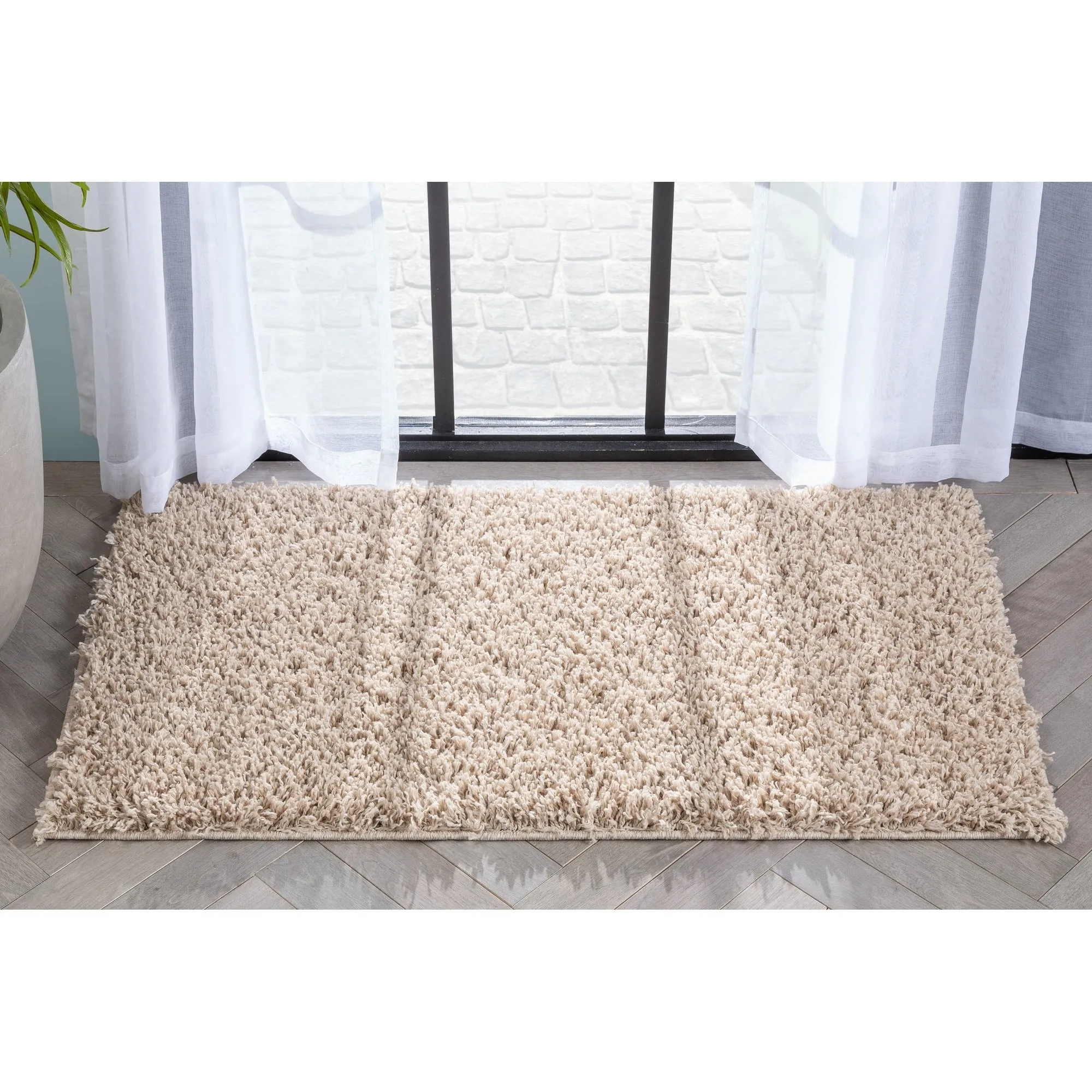 Well Woven Elle Basics Emerson Shag Area Rug