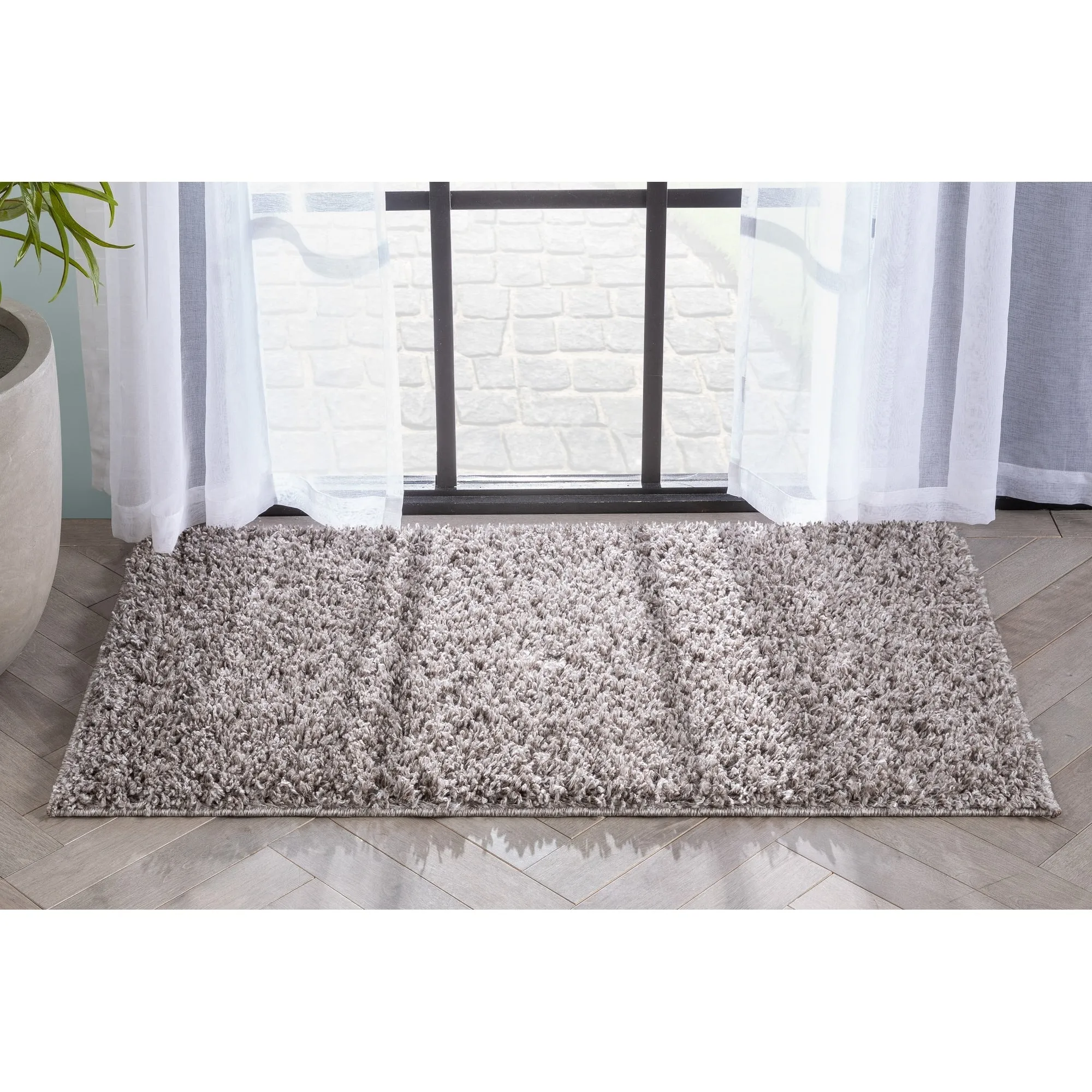 Well Woven Elle Basics Emerson Shag Area Rug
