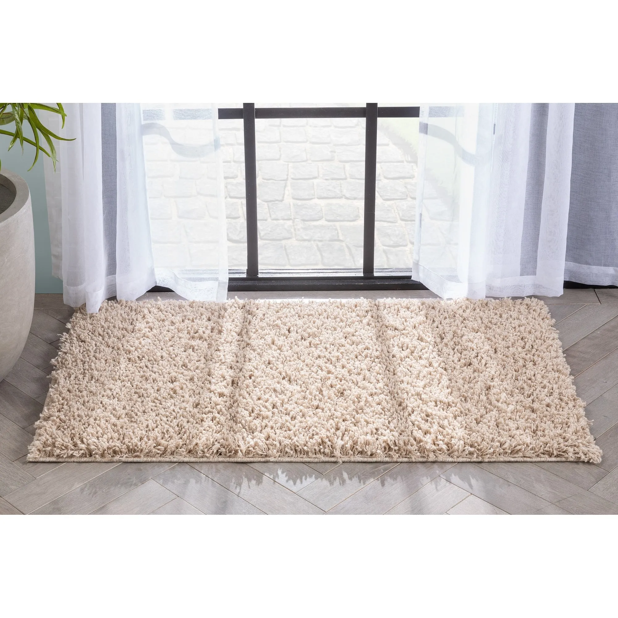 Well Woven Elle Basics Emerson Shag Area Rug