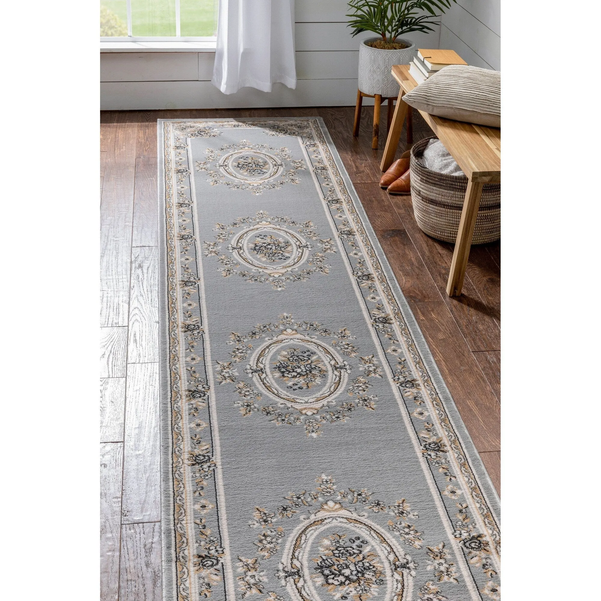 Well Woven Timeless Le Petit Palais Traditional Area Rug