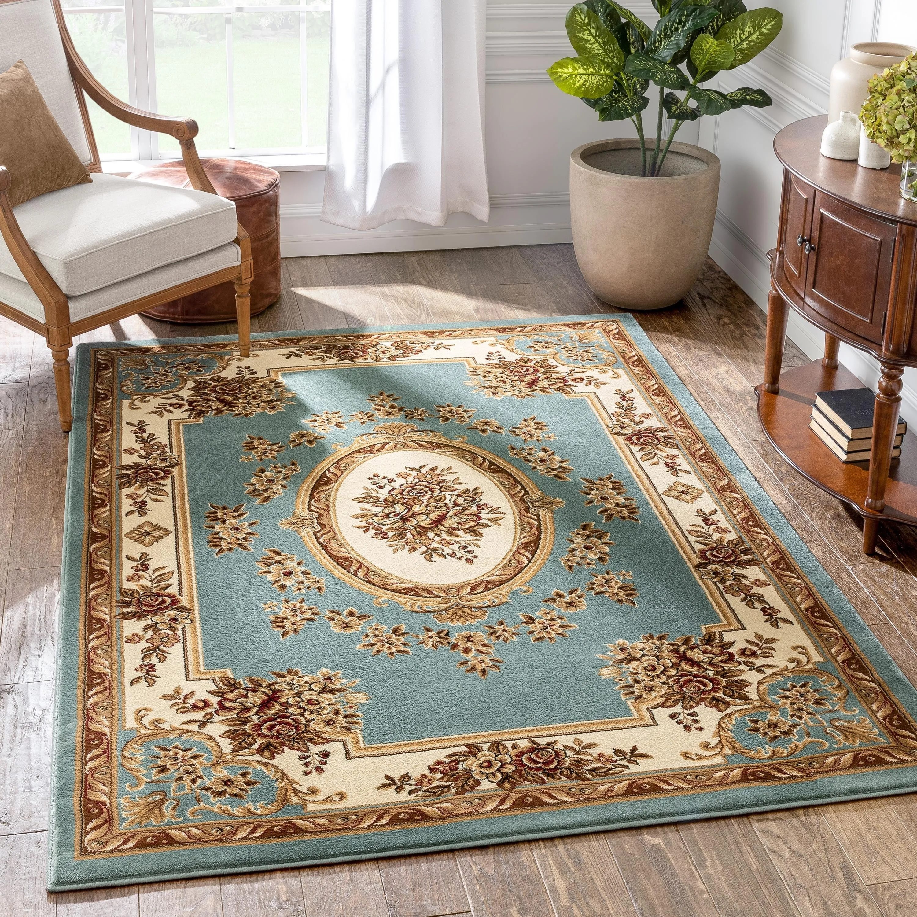 Well Woven Timeless Le Petit Palais Traditional Area Rug