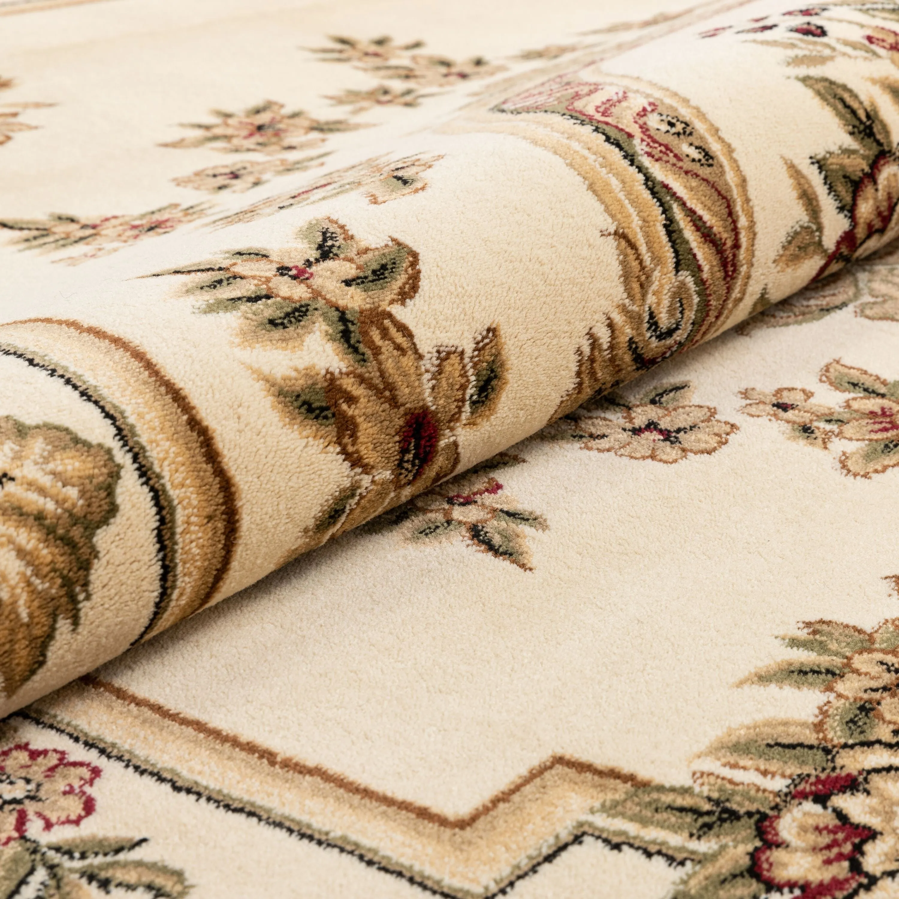 Well Woven Timeless Le Petit Palais Traditional Area Rug