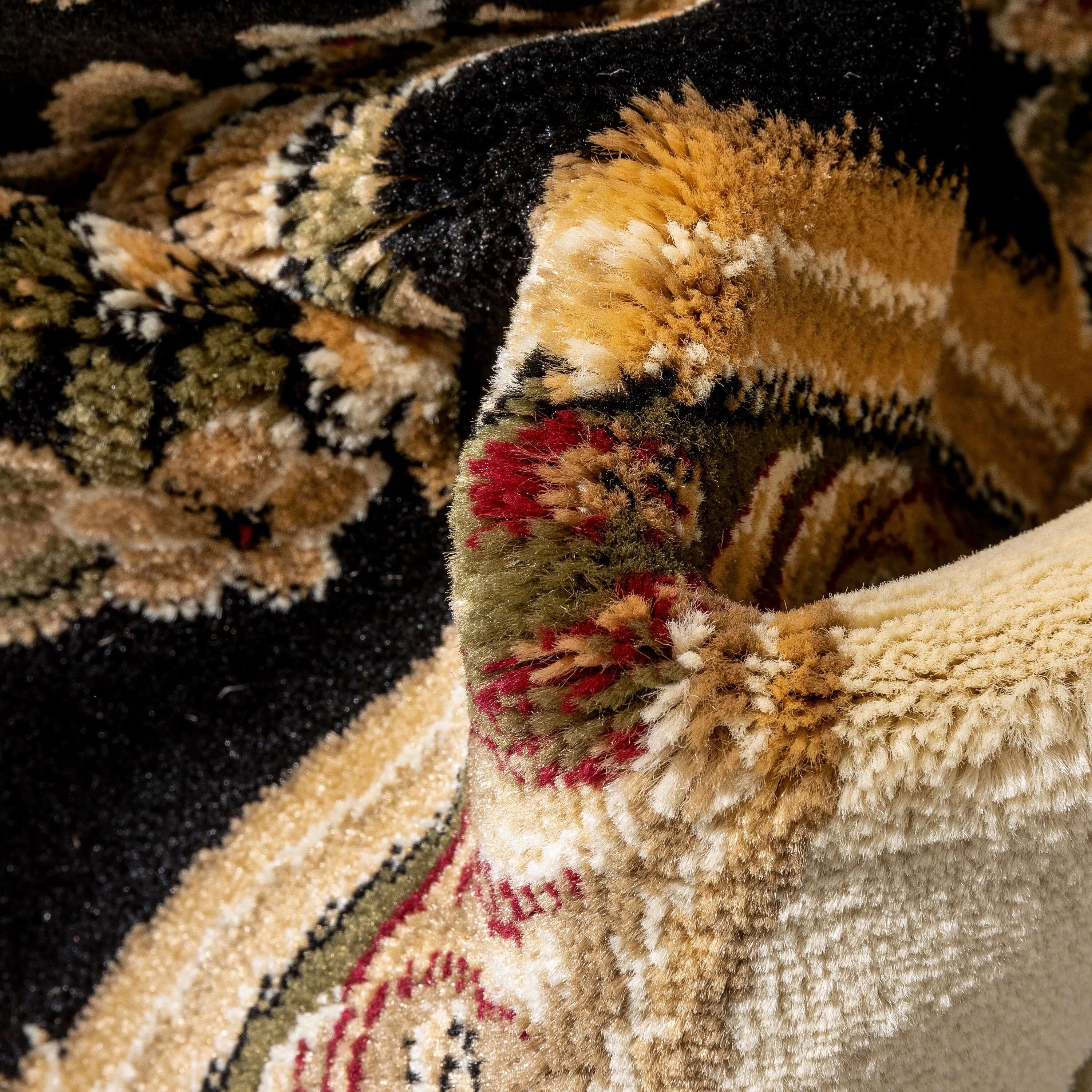 Well Woven Timeless Le Petit Palais Traditional Area Rug