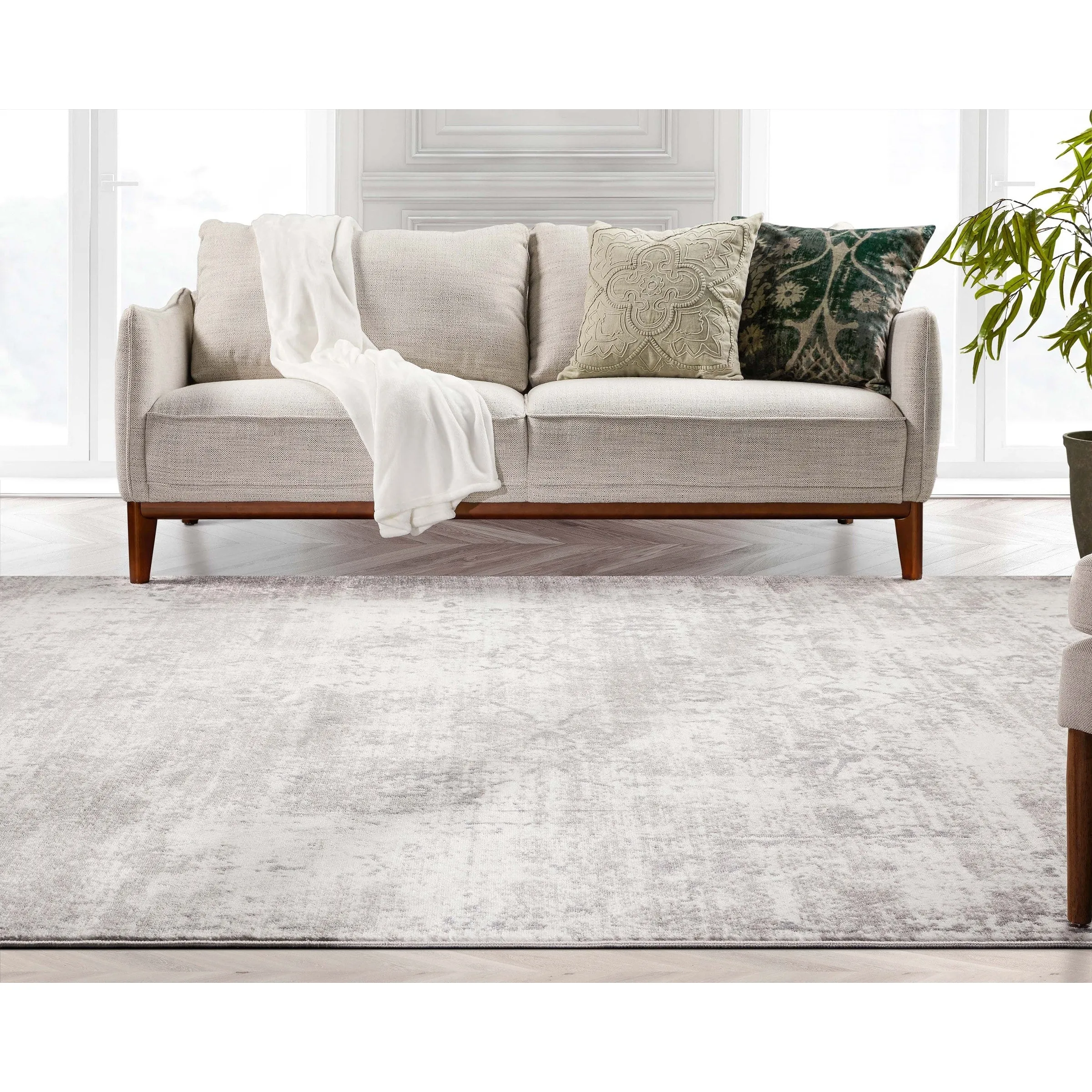 Well Woven Zazzle Thiva Vintage Oriental Floral Pattern Area Rug