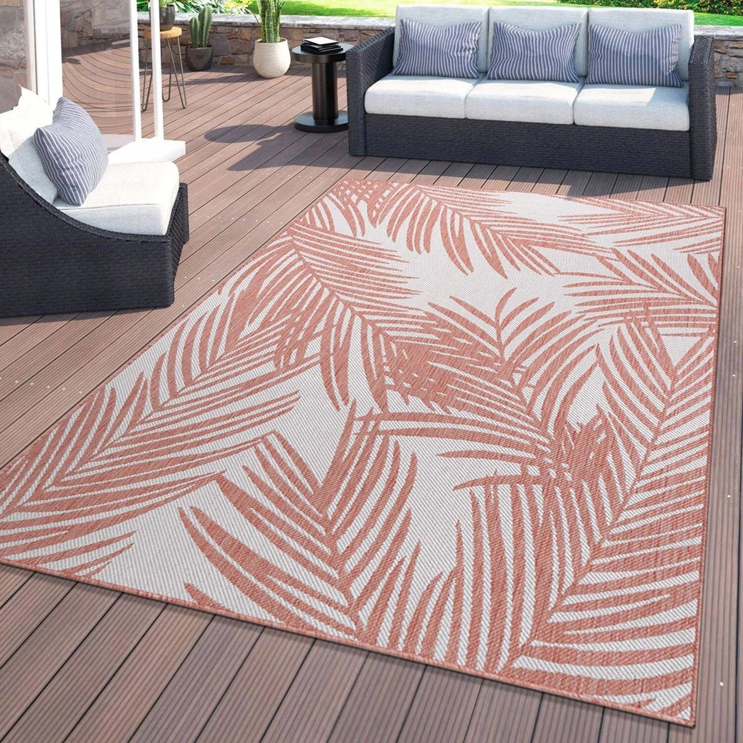 World Rug Gallery Contemporary Distressed Leaves Textured Flat Weave Indoor/Outdoor Area Rug