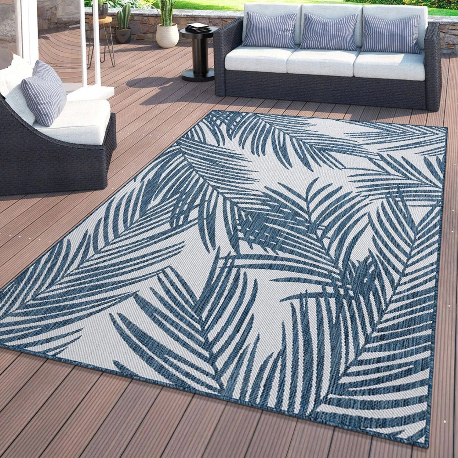 World Rug Gallery Contemporary Distressed Leaves Textured Flat Weave Indoor/Outdoor Area Rug