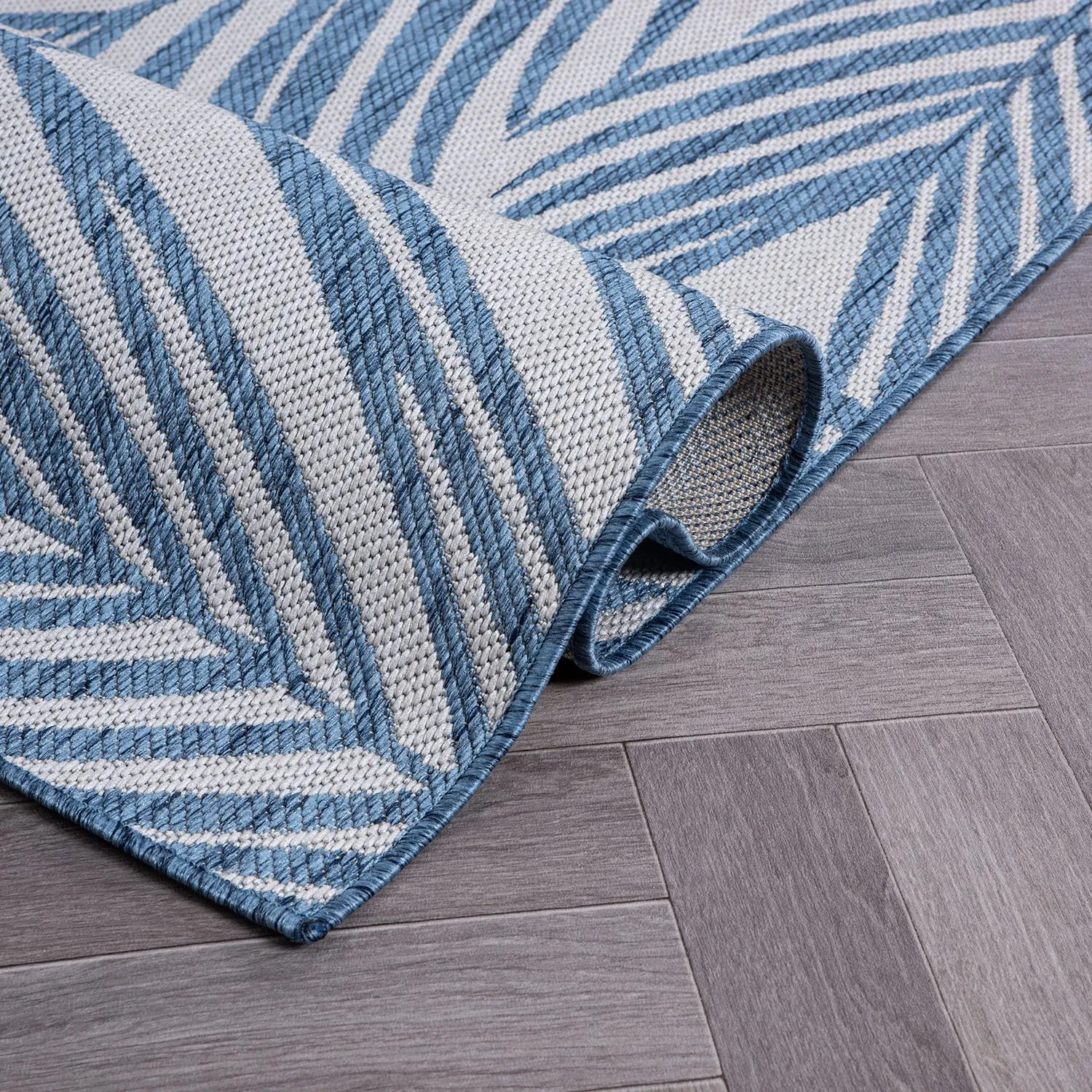 World Rug Gallery Contemporary Distressed Leaves Textured Flat Weave Indoor/Outdoor Area Rug