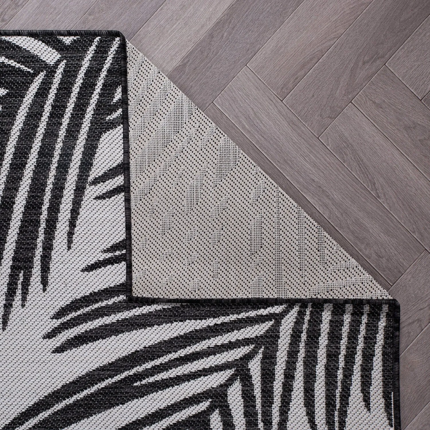 World Rug Gallery Contemporary Distressed Leaves Textured Flat Weave Indoor/Outdoor Area Rug