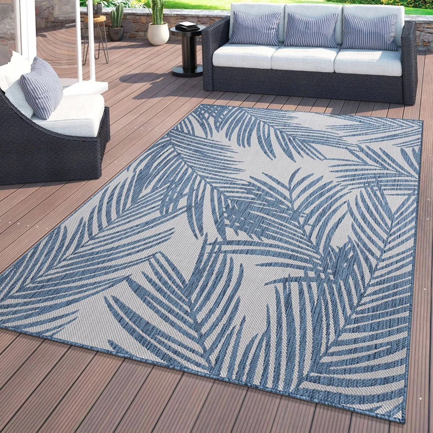 World Rug Gallery Contemporary Distressed Leaves Textured Flat Weave Indoor/Outdoor Area Rug