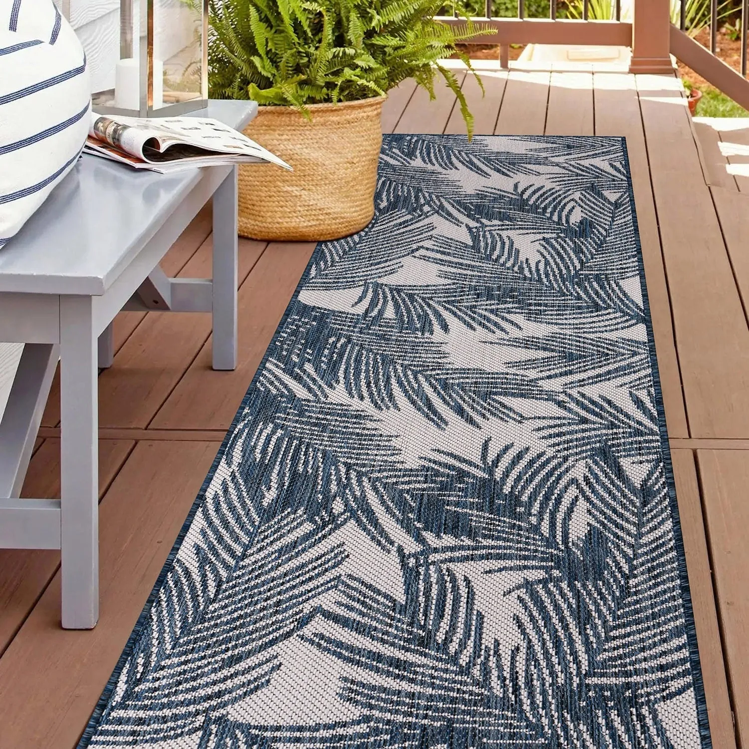 World Rug Gallery Contemporary Distressed Leaves Textured Flat Weave Indoor/Outdoor Area Rug