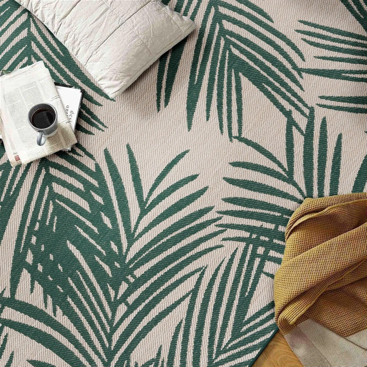 World Rug Gallery Contemporary Distressed Leaves Textured Flat Weave Indoor/Outdoor Area Rug