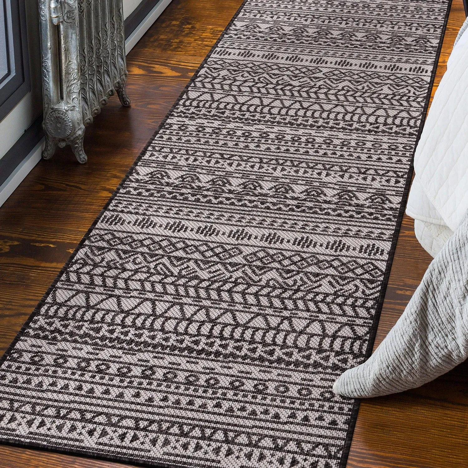 World Rug Gallery Contemporary Geometric Bohemian Textured Flat Weave Indoor/Outdoor Area Rug