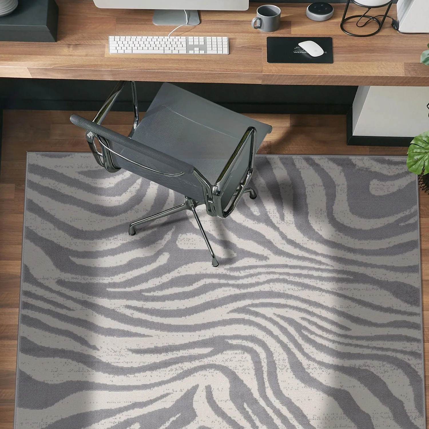 World Rug Gallery Contemporary Lines Area Rug
