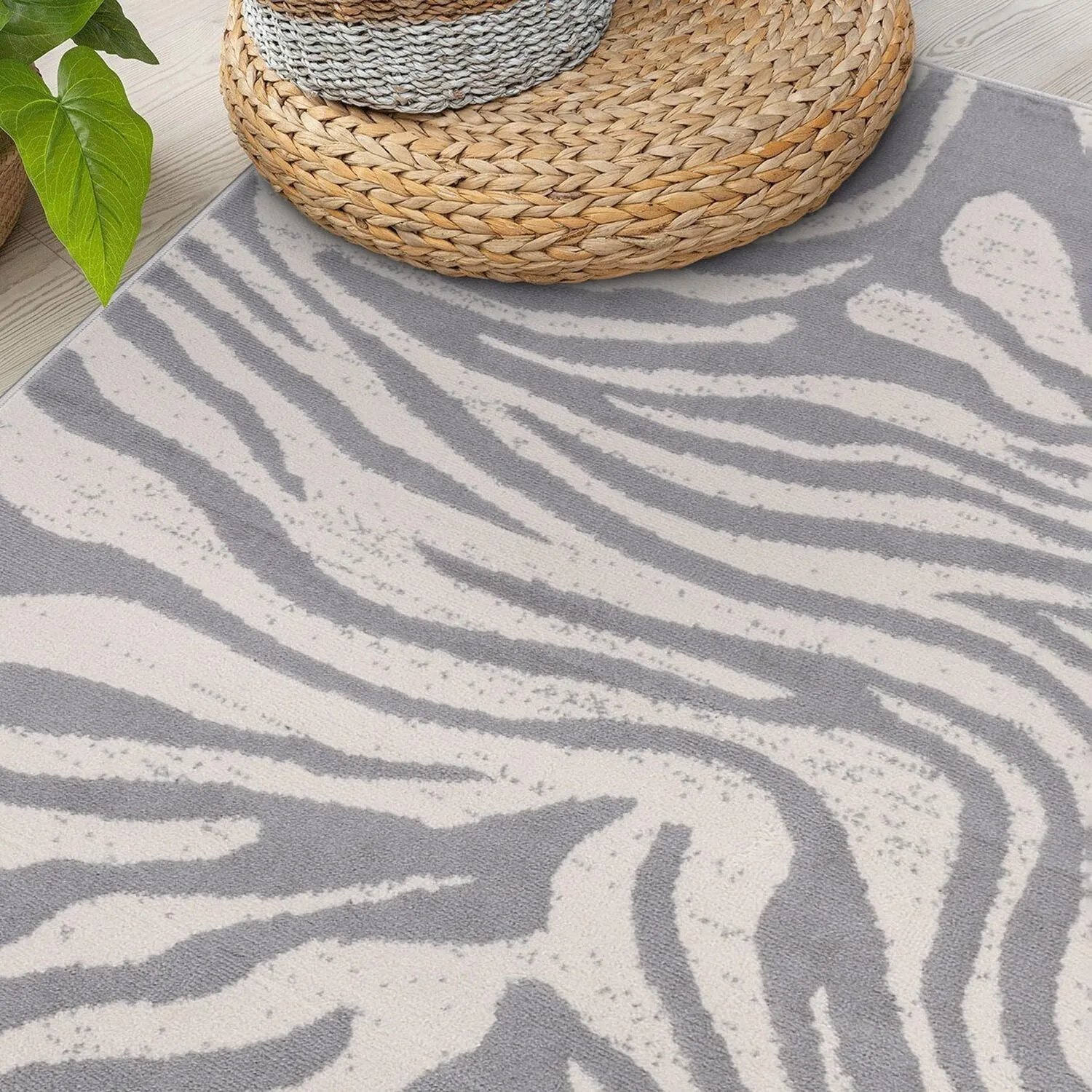 World Rug Gallery Contemporary Lines Area Rug