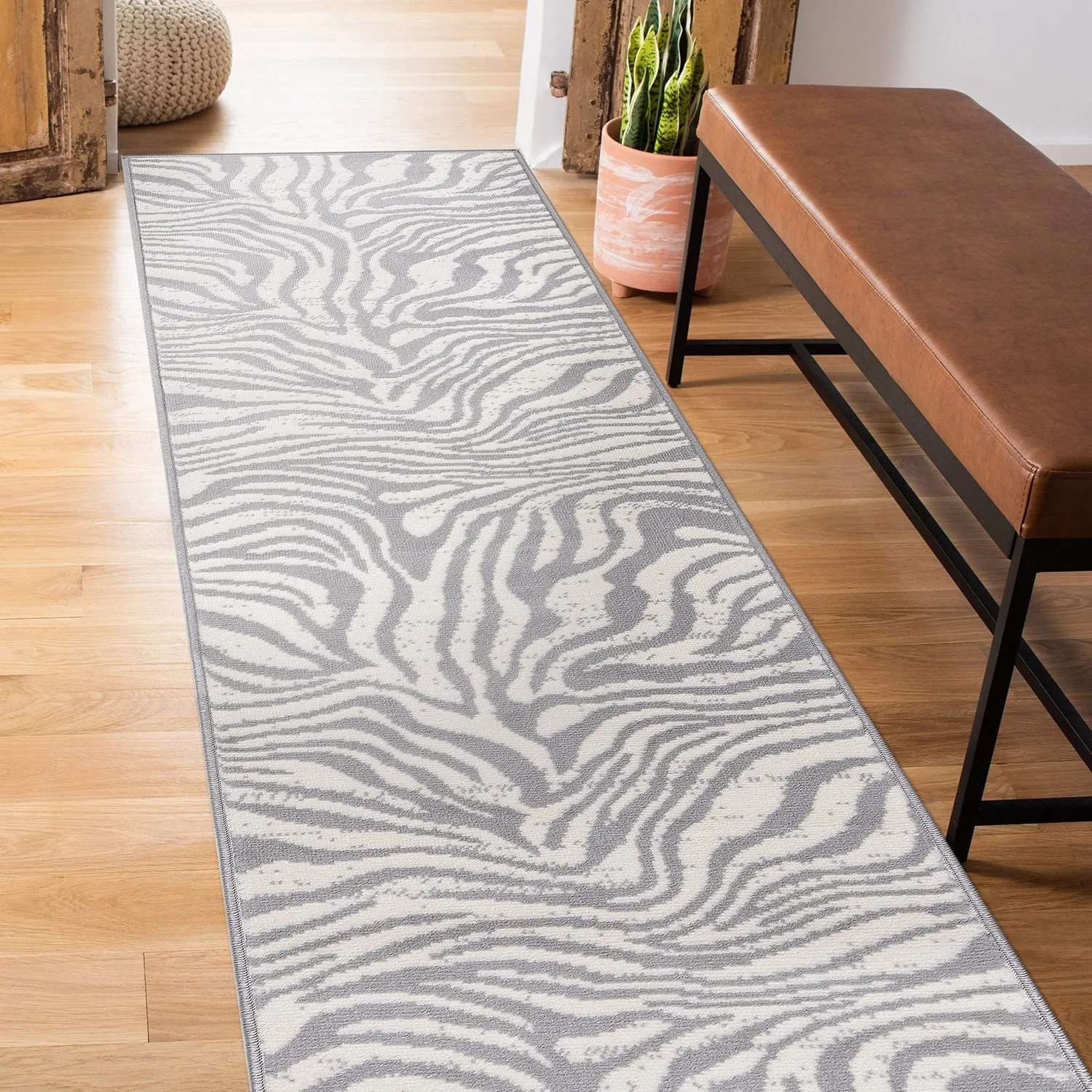 World Rug Gallery Contemporary Lines Area Rug