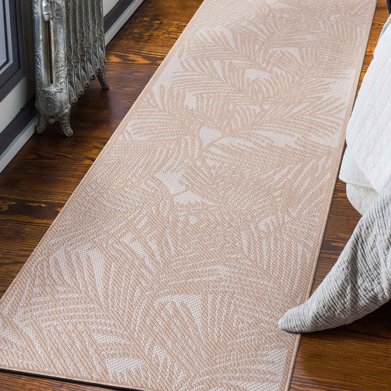 World Rug Gallery Contemporary Palm Leaf Textured Flat Weave Indoor/Outdoor Area Rug