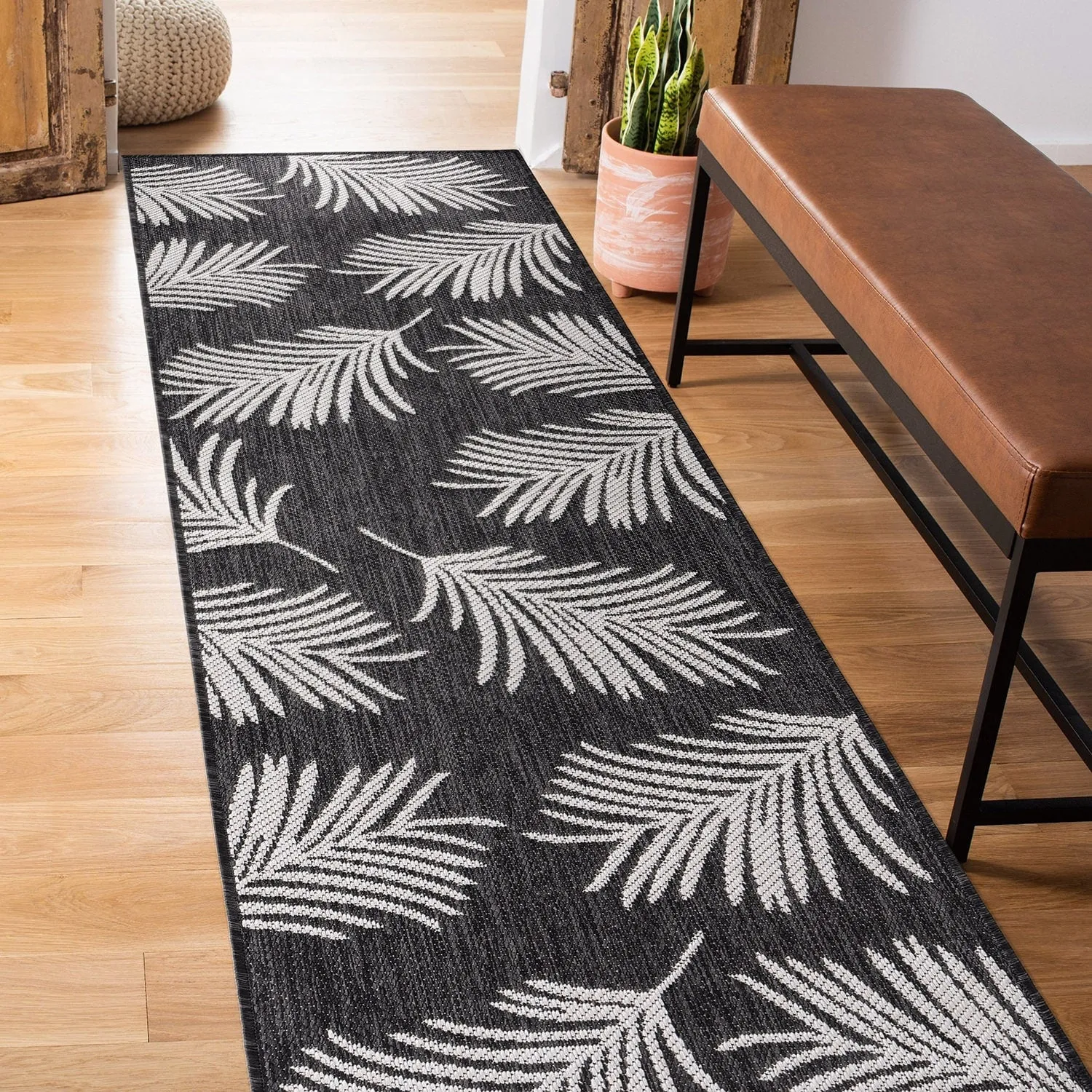World Rug Gallery Contemporary Palm Leaves Textured Flat Weave Indoor/Outdoor Area Rug
