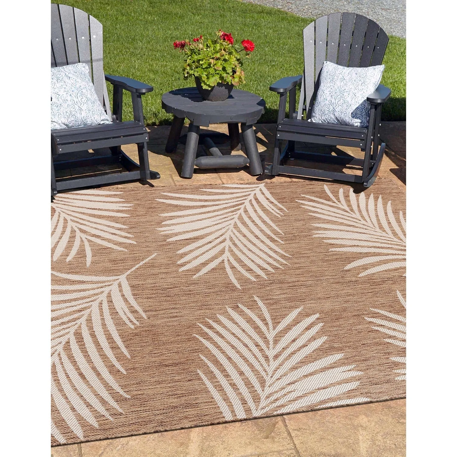 World Rug Gallery Contemporary Palm Leaves Textured Flat Weave Indoor/Outdoor Area Rug