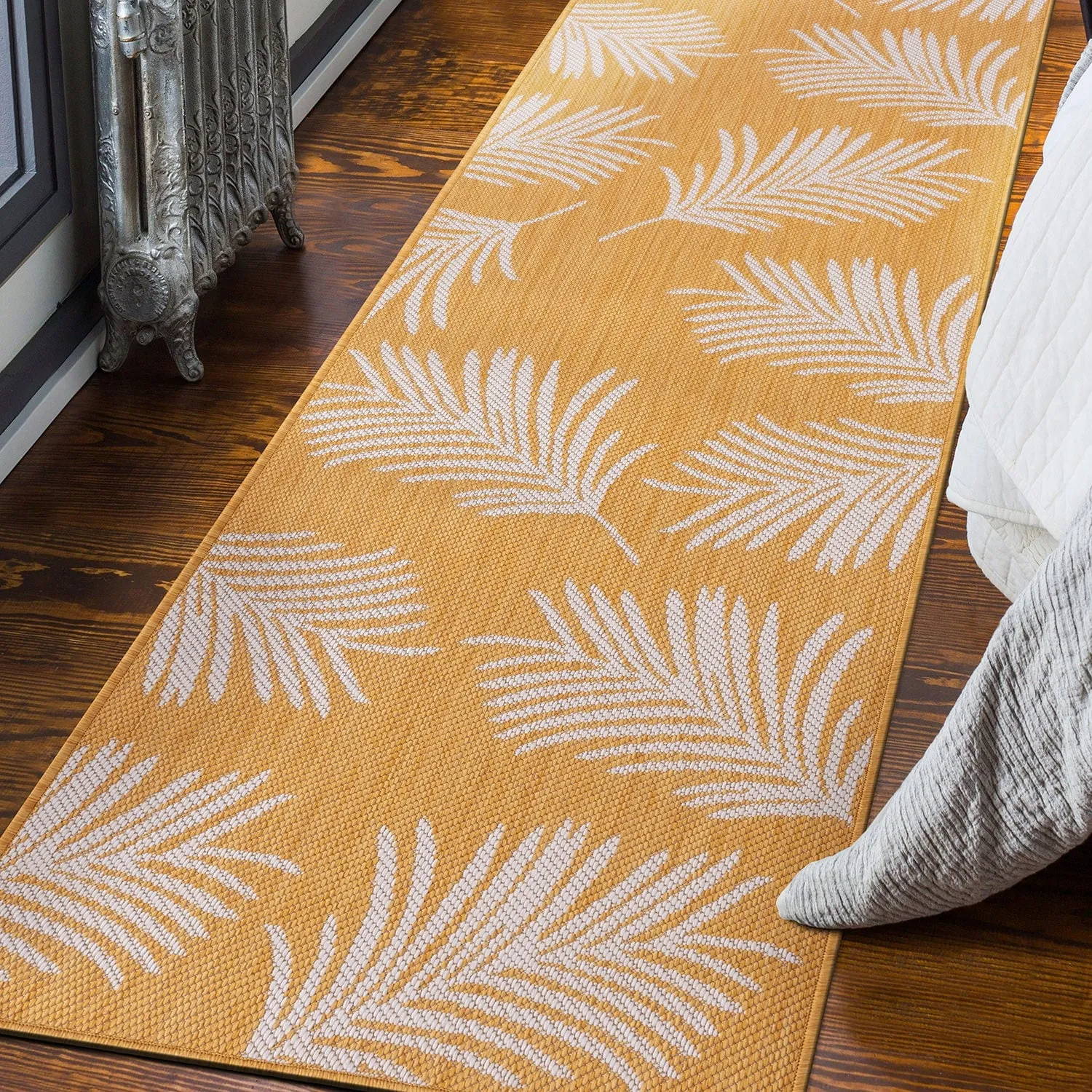 World Rug Gallery Contemporary Palm Leaves Textured Flat Weave Indoor/Outdoor Area Rug