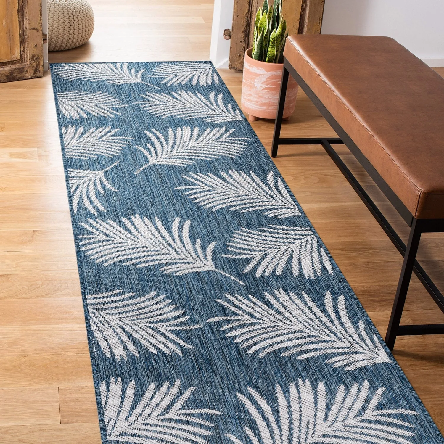 World Rug Gallery Contemporary Palm Leaves Textured Flat Weave Indoor/Outdoor Area Rug