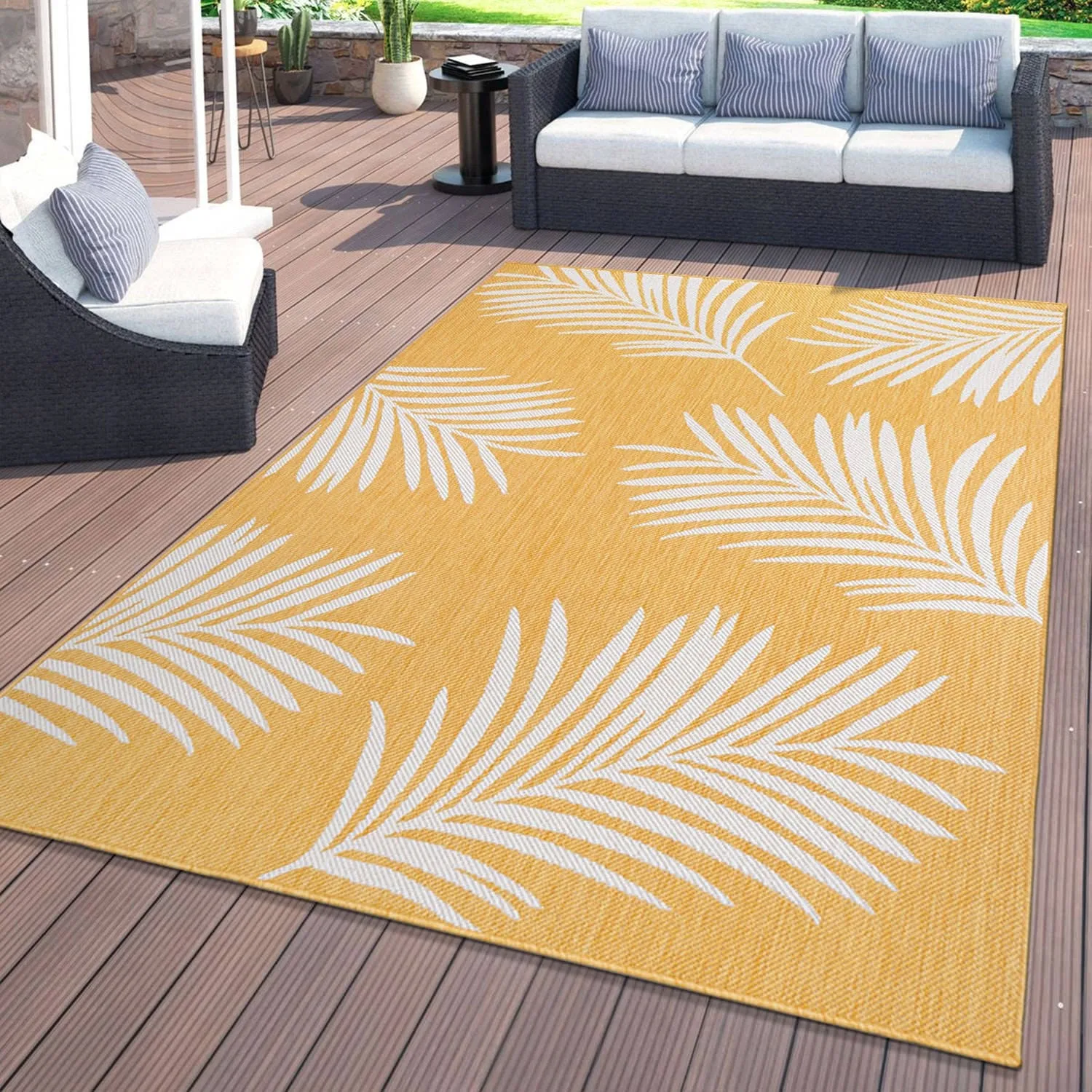 World Rug Gallery Contemporary Palm Leaves Textured Flat Weave Indoor/Outdoor Area Rug