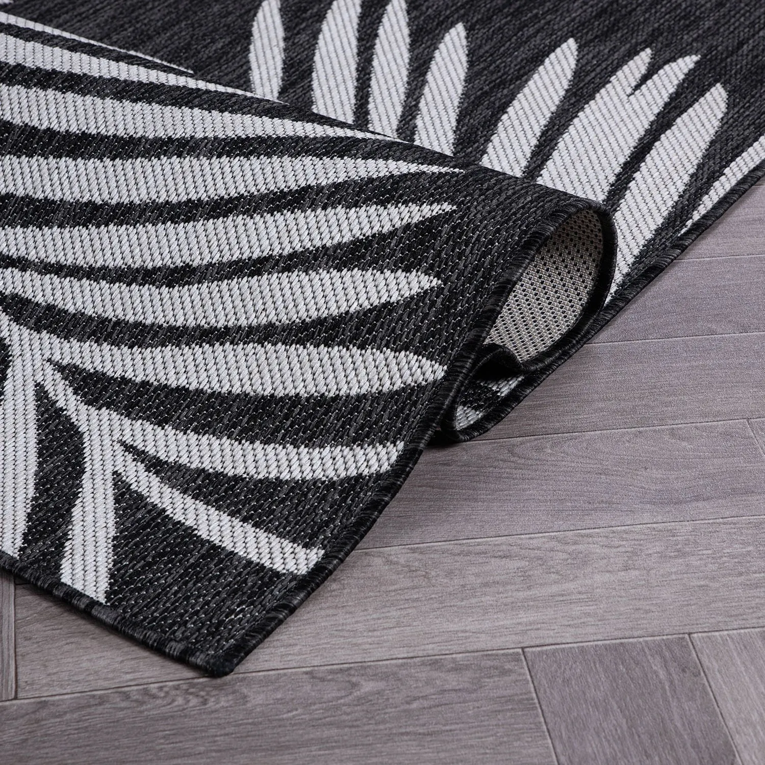 World Rug Gallery Contemporary Palm Leaves Textured Flat Weave Indoor/Outdoor Area Rug