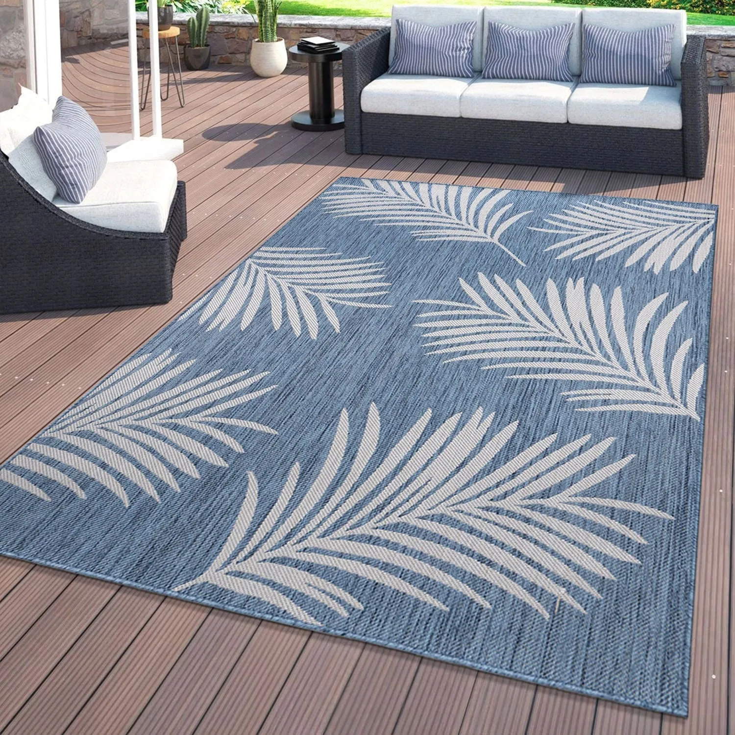 World Rug Gallery Contemporary Palm Leaves Textured Flat Weave Indoor/Outdoor Area Rug