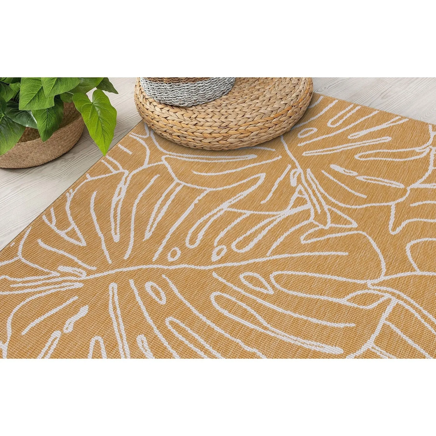 World Rug Gallery Contemporary Tropical Leaves Indoor/Outdoor Area Rug