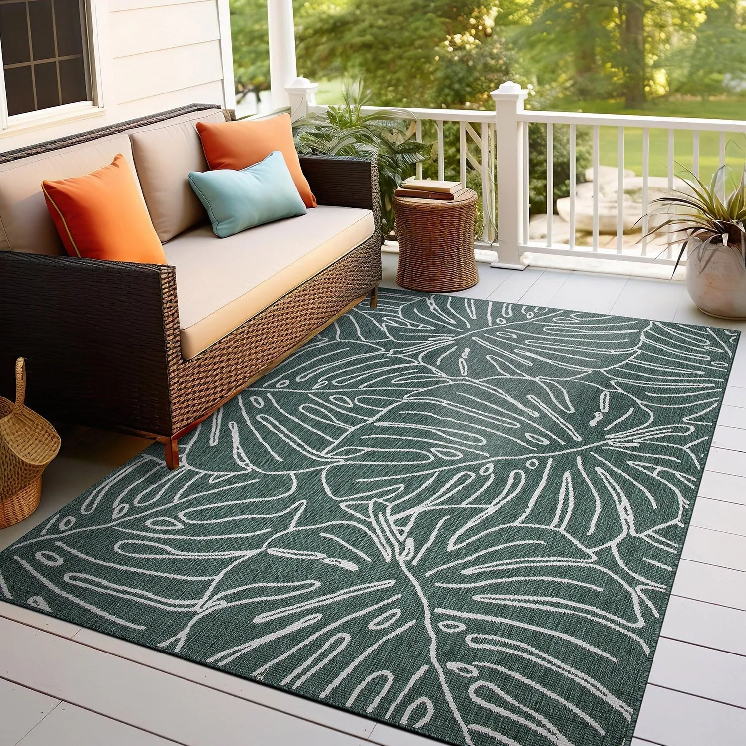 World Rug Gallery Contemporary Tropical Leaves Indoor/Outdoor Area Rug