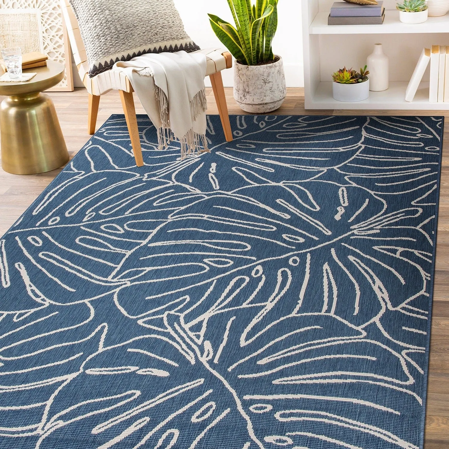 World Rug Gallery Contemporary Tropical Leaves Indoor/Outdoor Area Rug